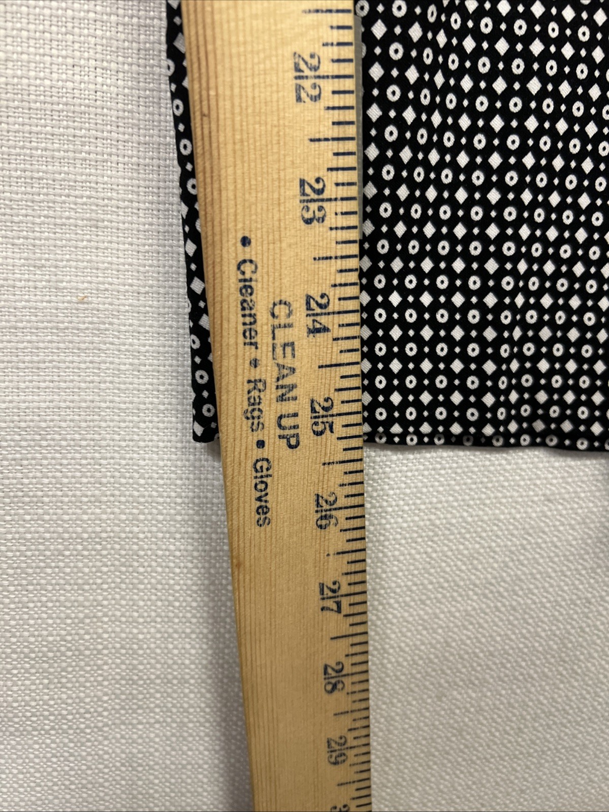 Dalia Size 20W Black Capris