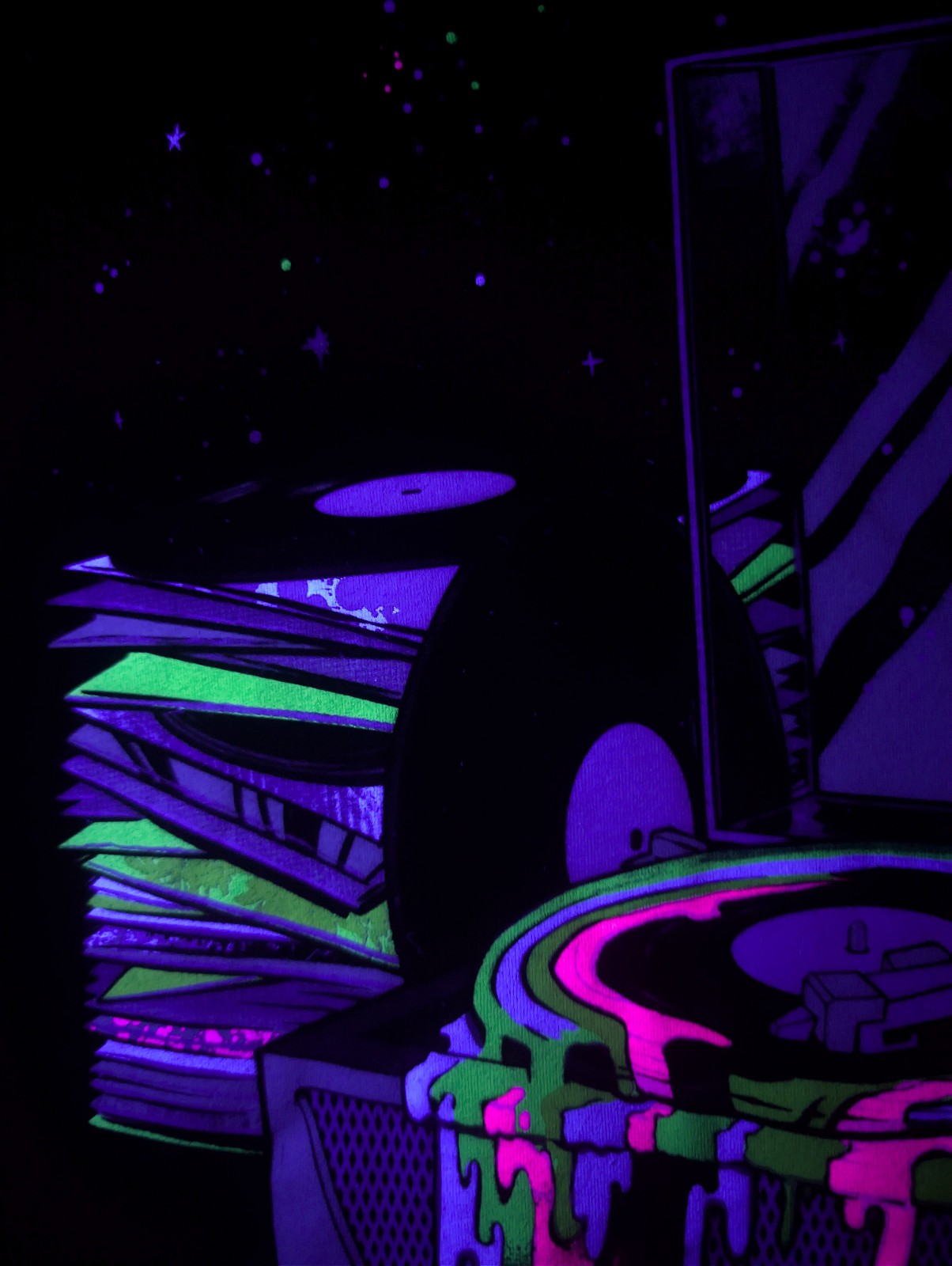 Into The AM Galactic Grooves II 2XL Black UV Reactive Shirt 24.5″ W X 31.5″ L