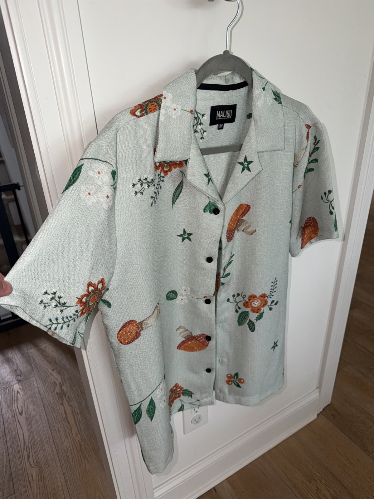 Malibu by Drill Men’s Medium Camp Shirt Blue Floral Mushroom AOP Print NWT