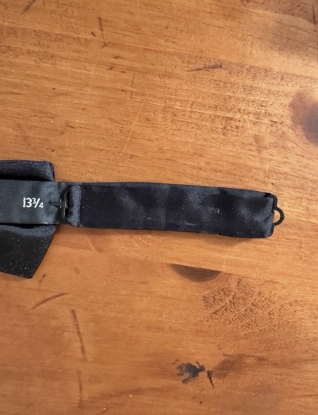 John Varvatos Sleek Classic Black Silk Pre-Tied Bow Tie NWT Adjustable