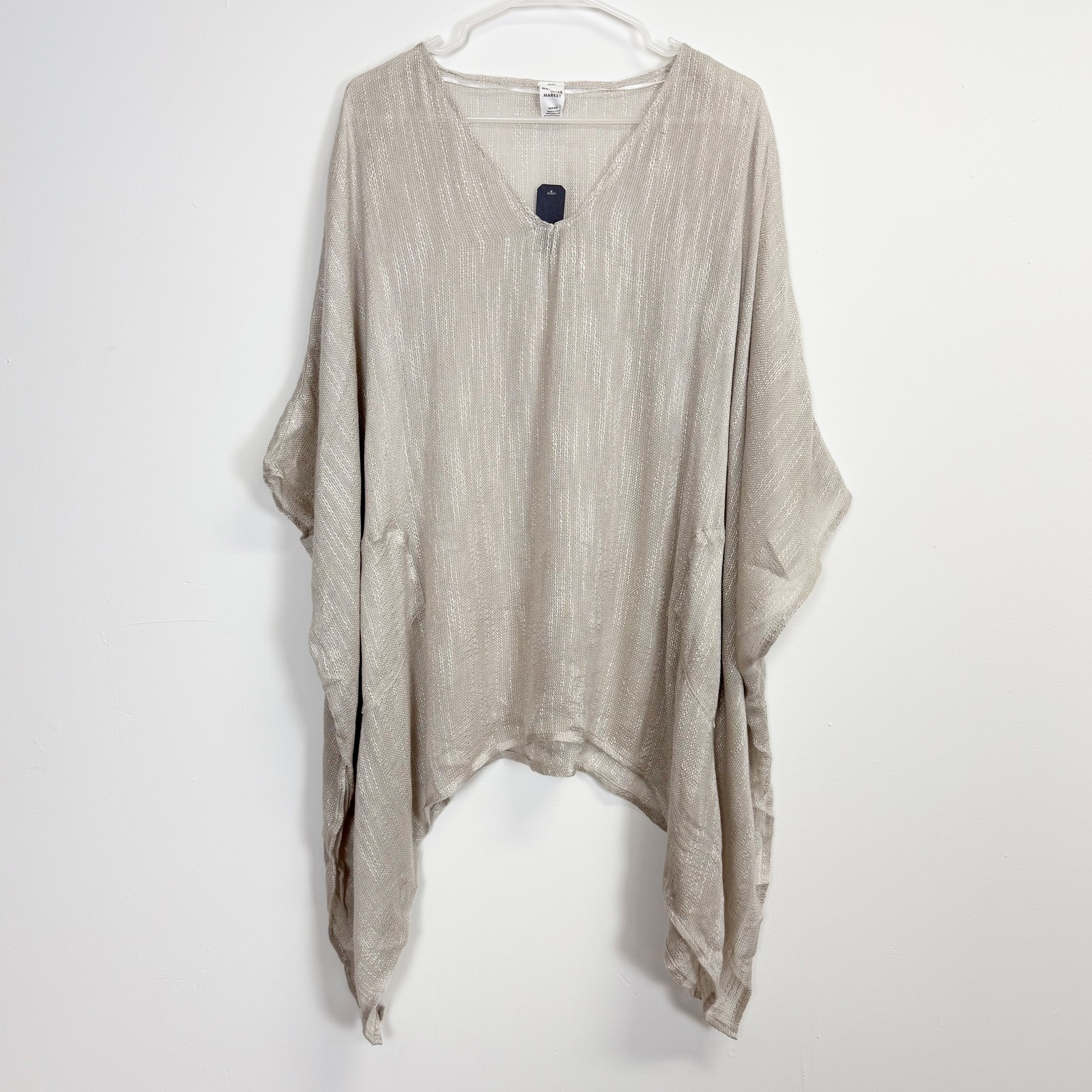 Melrose and Market Pullover Poncho Womens One Size Beige Lightweight Sweater NWT
