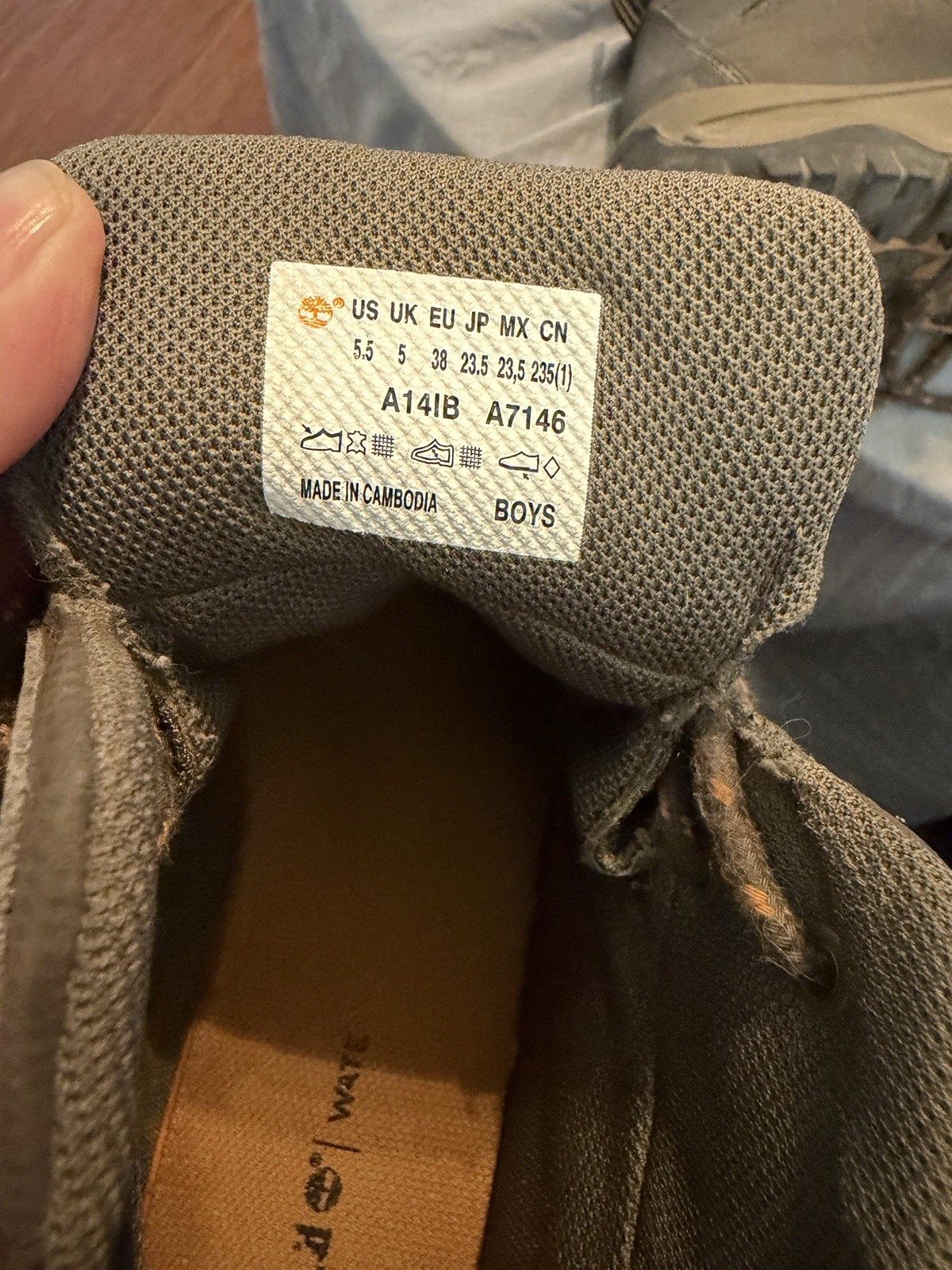 Timberland Boy’s Mt. Maddsen A14IB Ankle Rugged Hiking Boots Shoes Sz 5.5