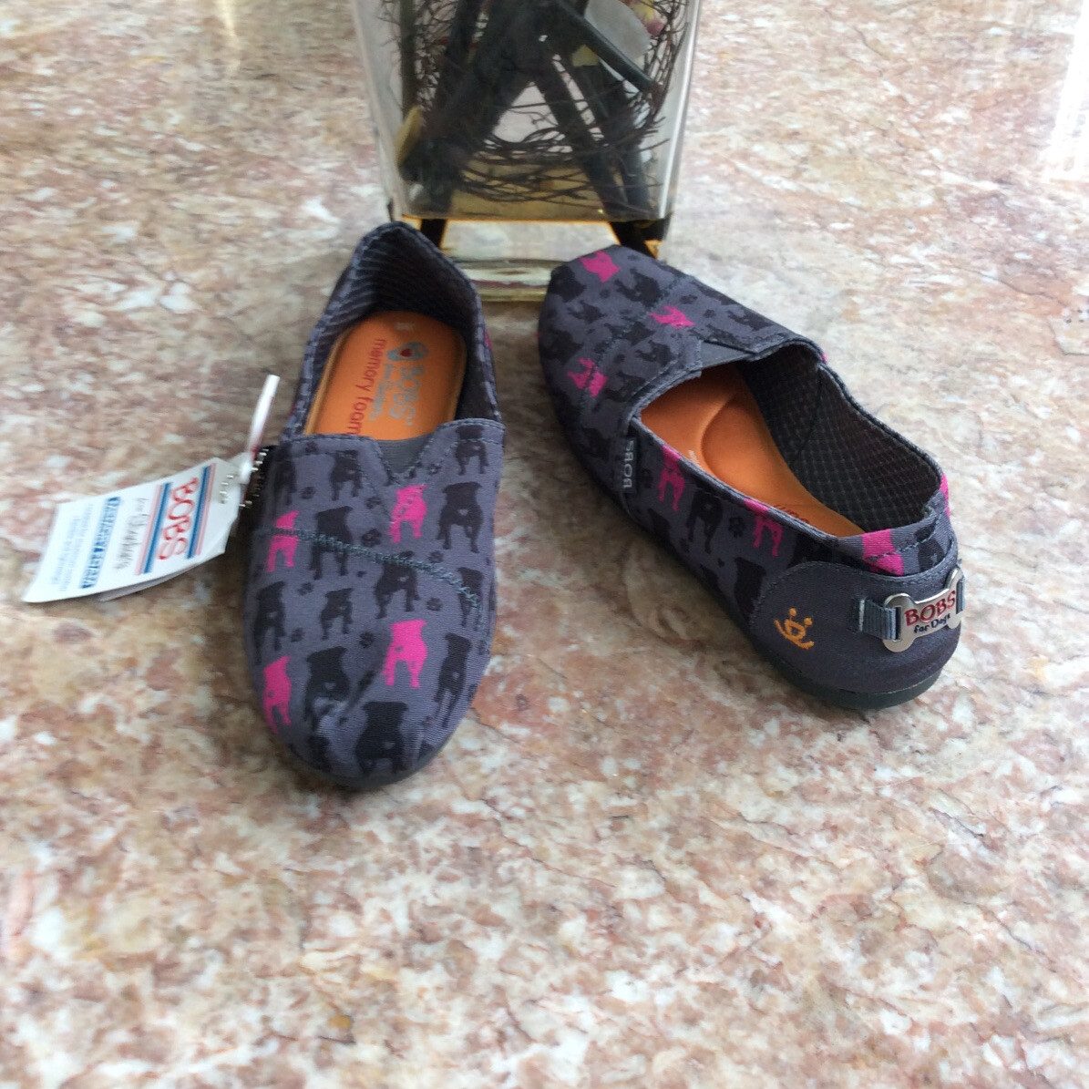 New Bobs by Skechers Women’s Gentle Giant Slip On Flats 34394 Size 6, $99