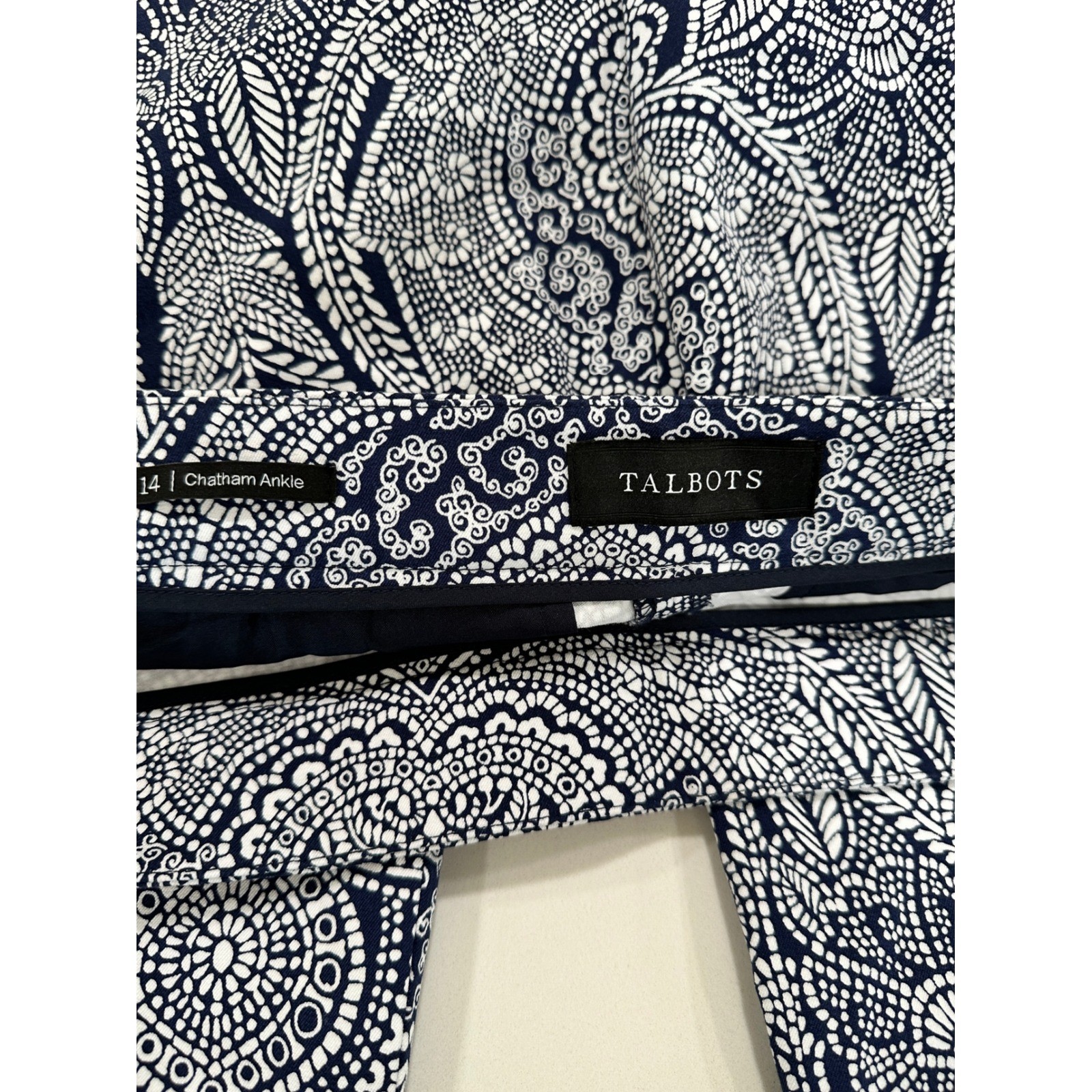 Talbots Chatham Ankle Pants Navy White Paisley Medallion Side Zip Size 14