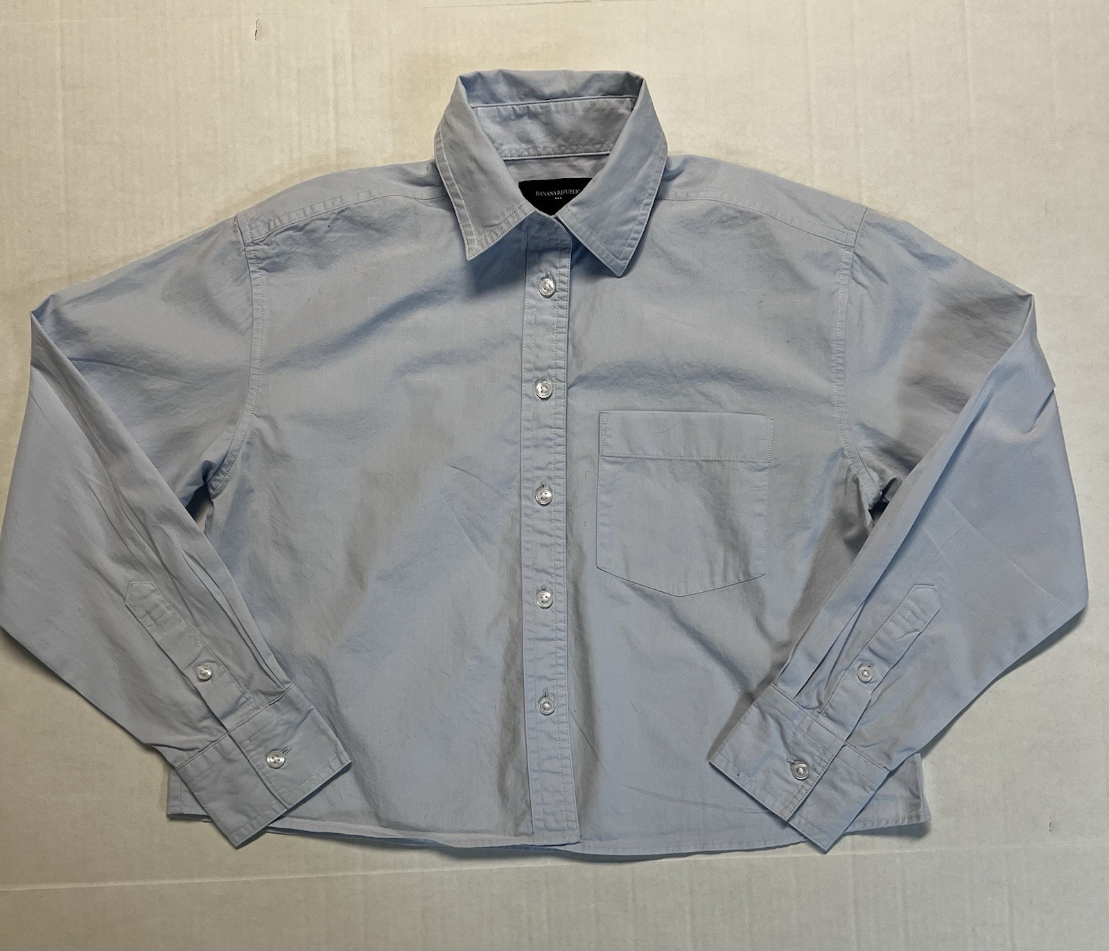Banana Republic Boxy Crop Poplin Long Sleeve Shirt Baby Blue Structured Chic EUC