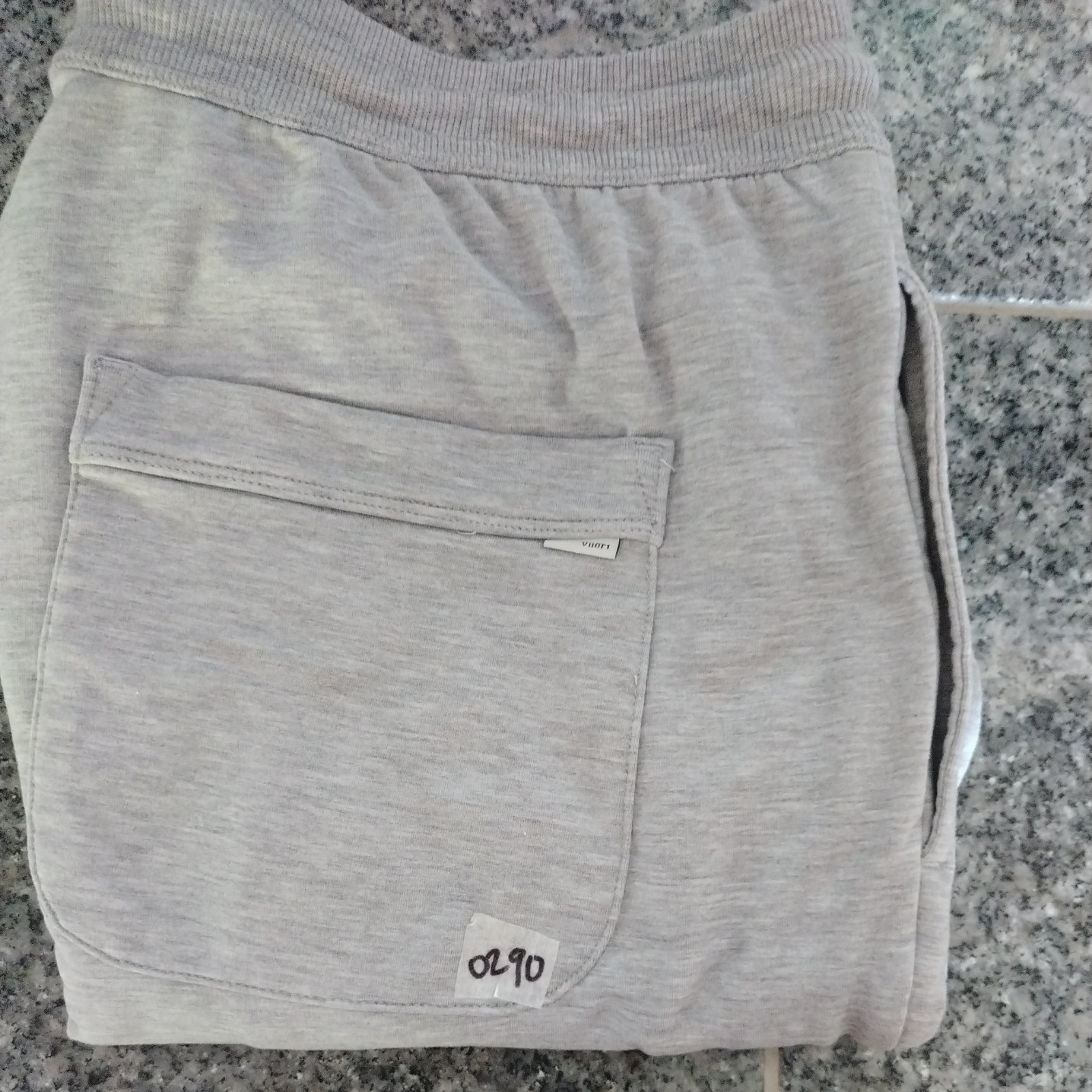 Vuori Performance Jogger L Grey Mens Sweatpants Drawstring Pockets Elastic Cuff