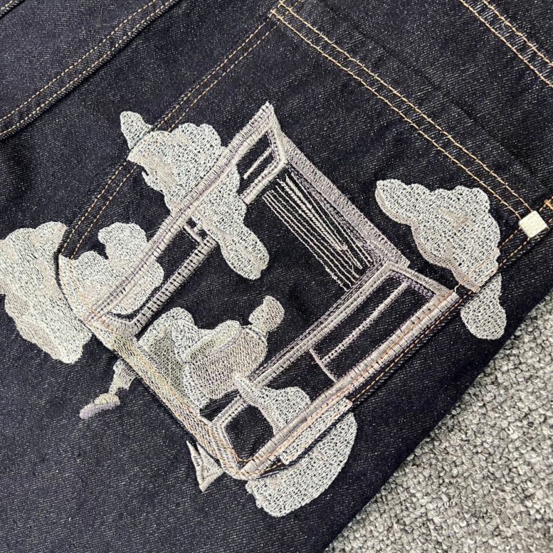 Derschutze Cloud embroidered casual denim shorts
