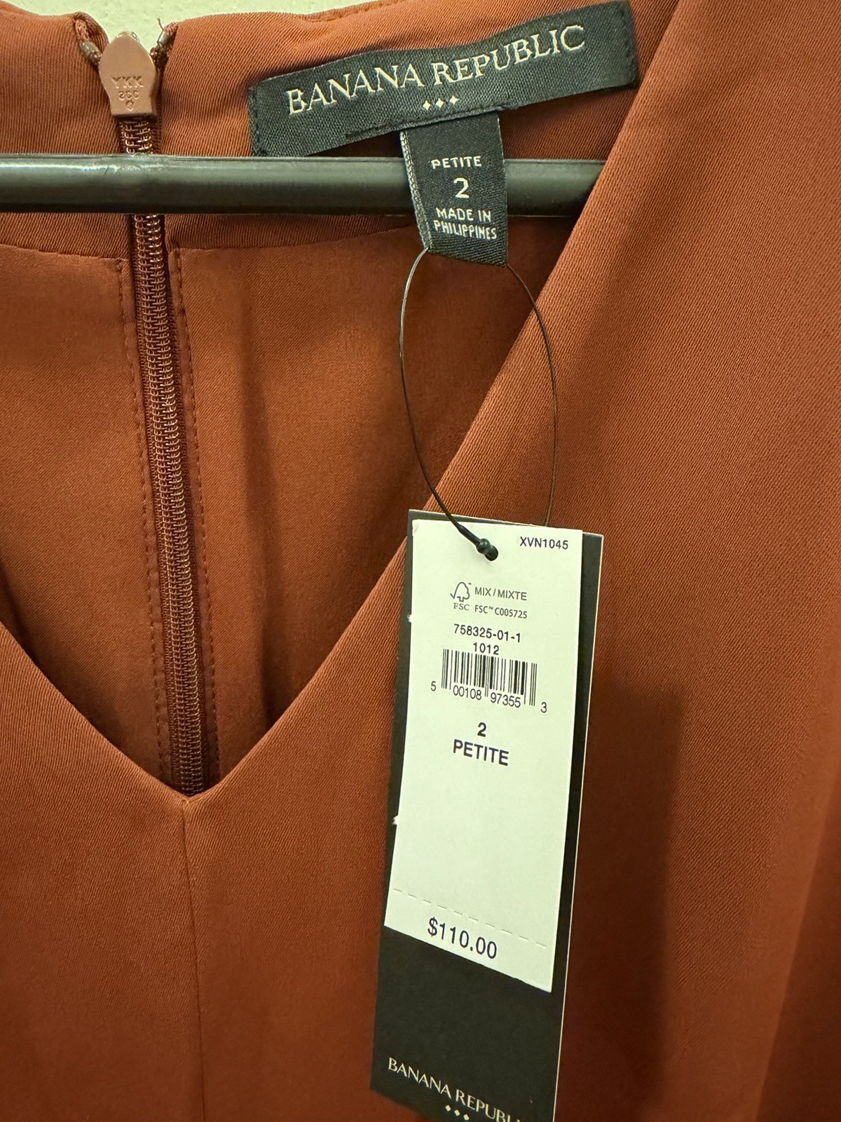 Banana Republic Rust V-Neck Short Sleeve Knee Length Pencil Dress Petite 2