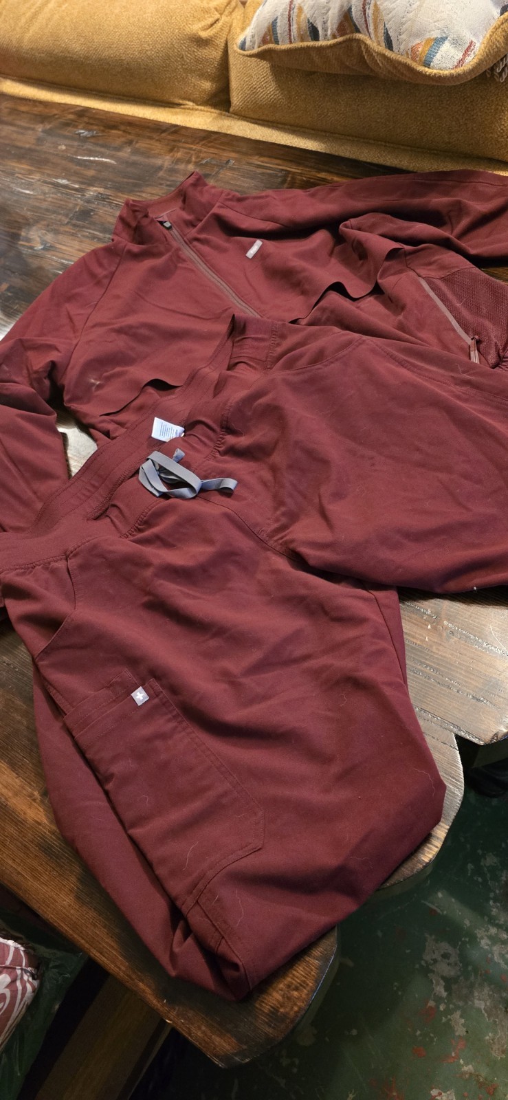 FIGS set 2 Tops NWT, Matching Set Not With Tags
