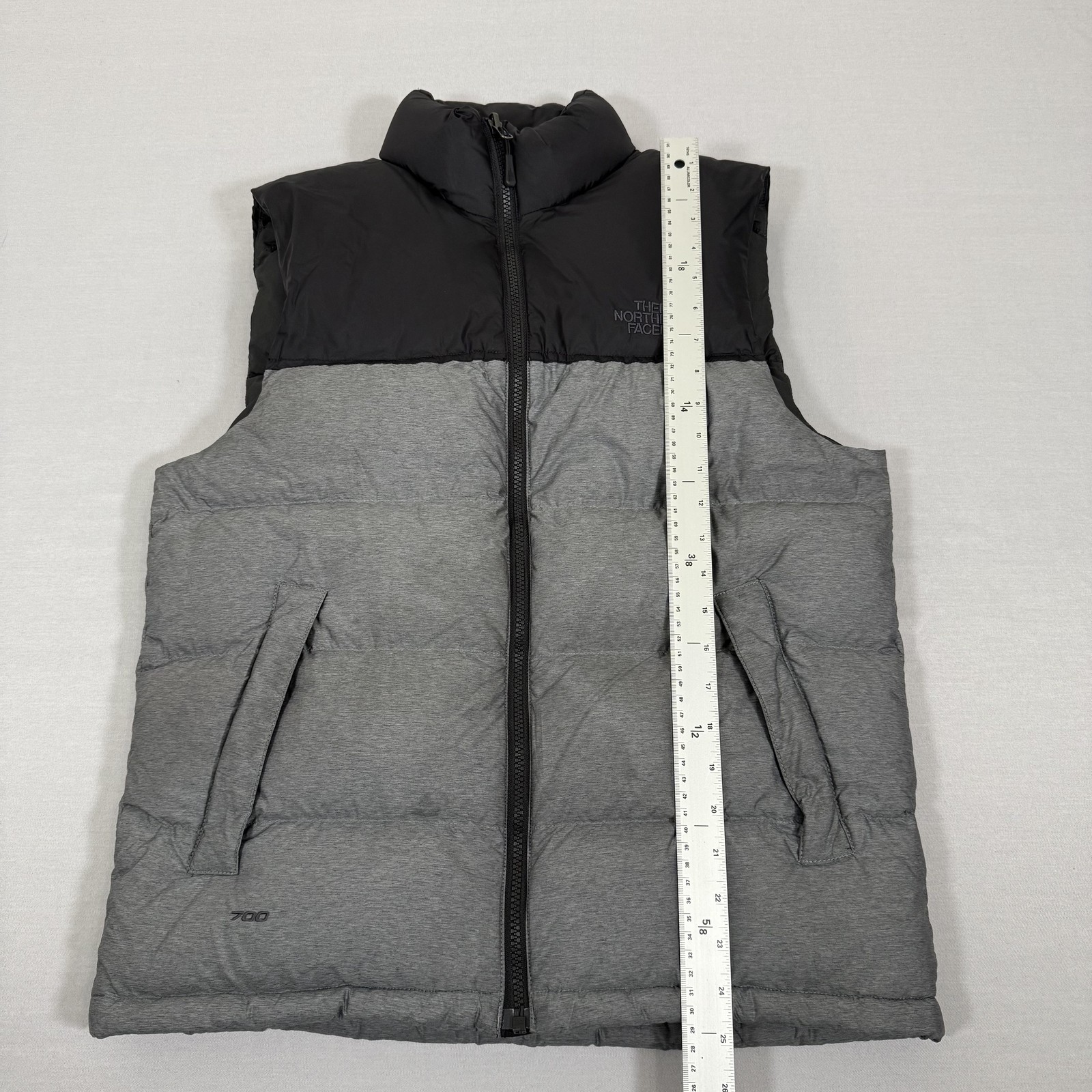 The North Face Vest Mens Small Gray 700 Fill Down Puffer Zip Up Outdoors NUPTSE