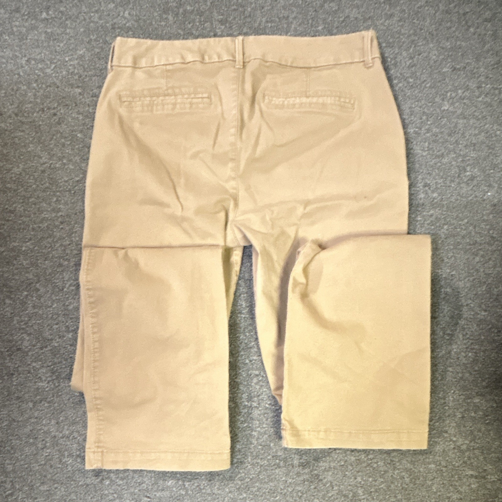 Old Navy Women’s Beige Bootcut Chino Pants Stretch Twill Pockets 32 Inseam