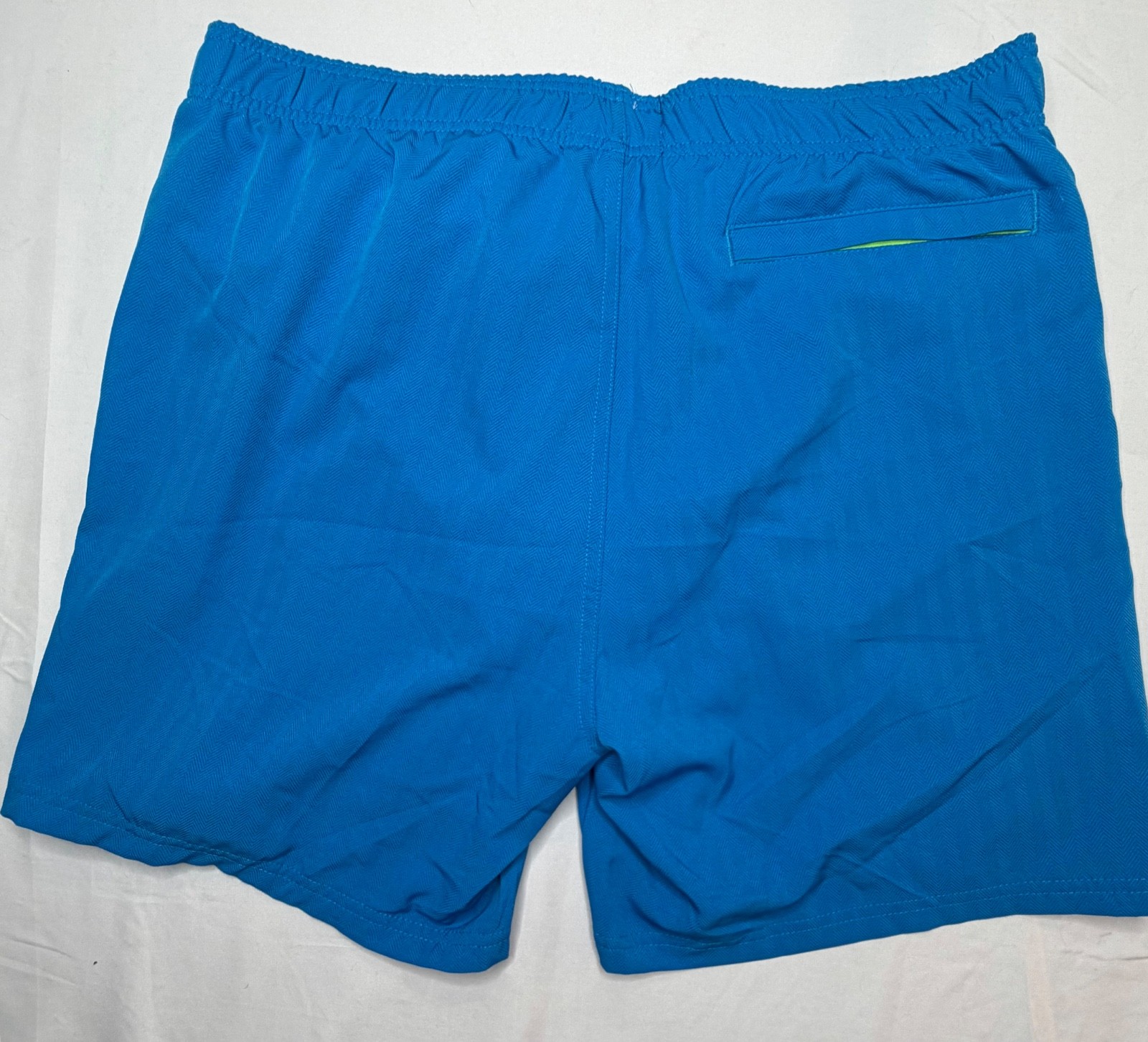 Broken Threads Blue Swim Trunks Men’s XL Lined Beach Shorts Neon Pockets