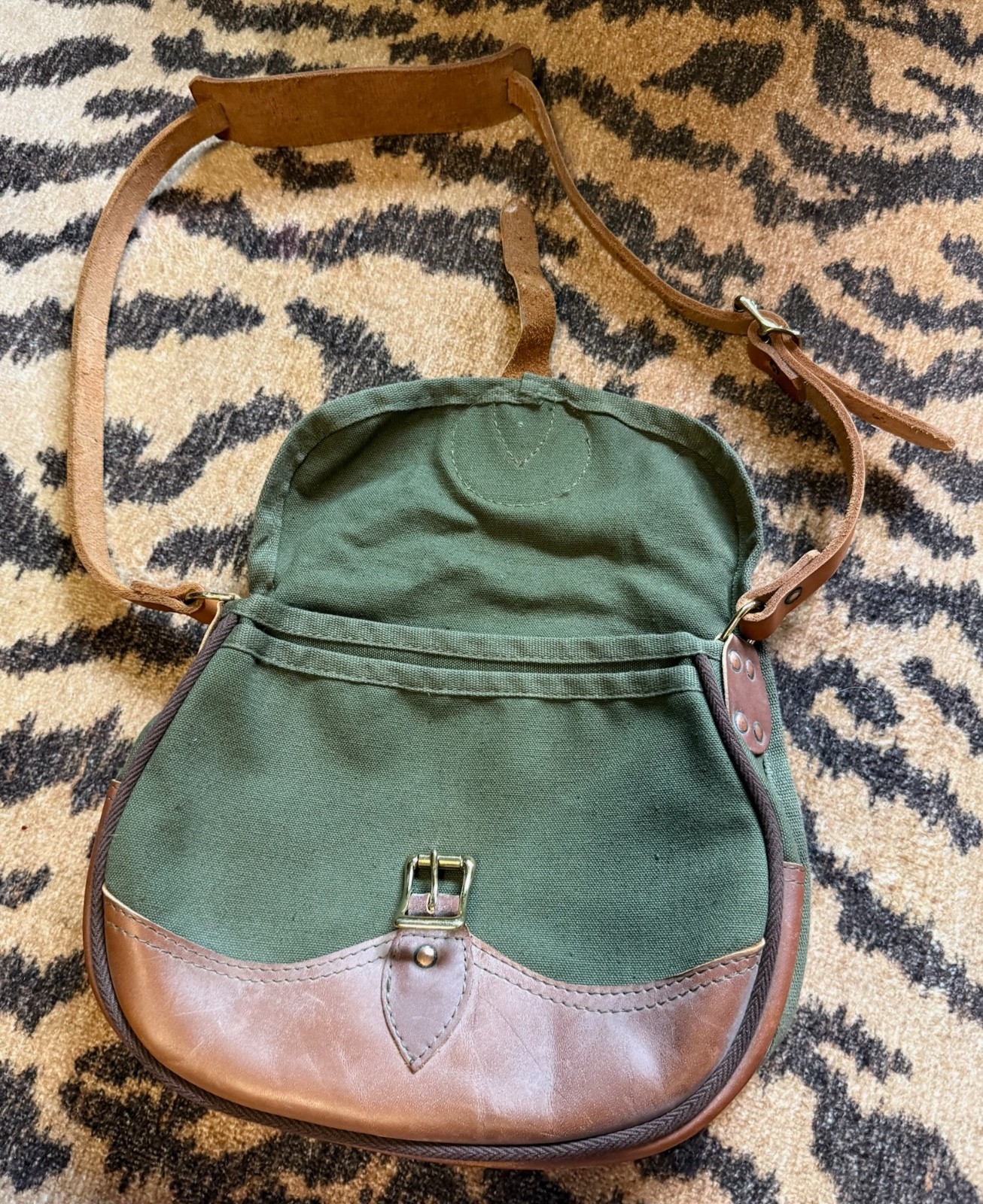 Vintage Duluth Pack Minn Green & Brown Crossbody Canvas Leather Shell Bag USA