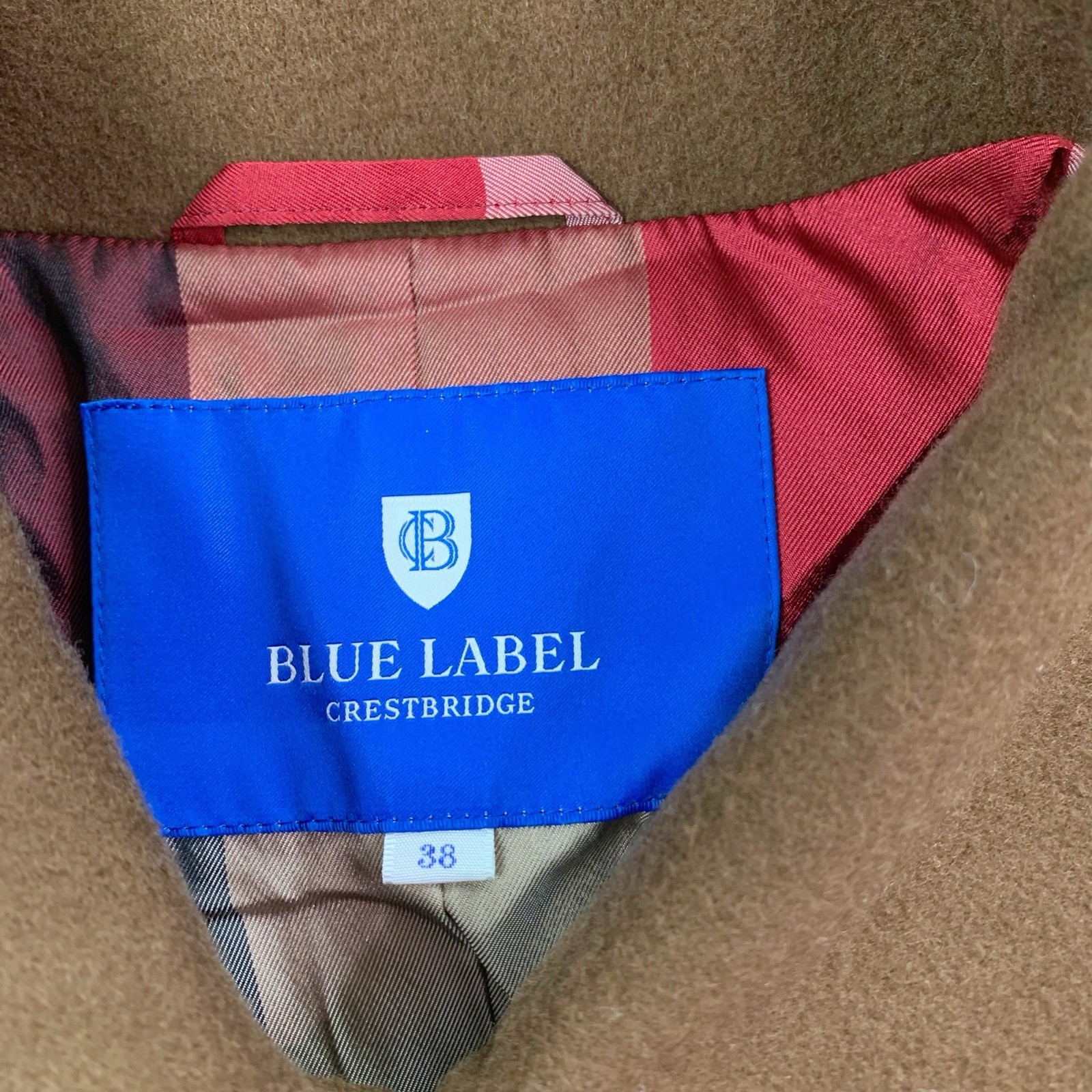 Blue Label Crestbridge size 38 long sleeve button front top coat plaid lining