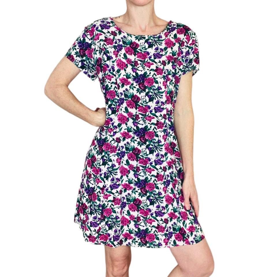 Vintage D.B.Y. Ltd. Purple & Pink Floral Short Sleeve Mini Dress