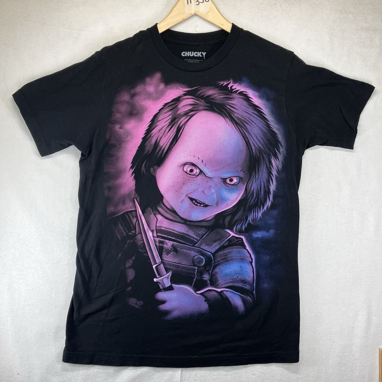 CHUCKY Child’s Play T Shirt Big Head Purple Graphic Mens Medium Retro 80s Horror