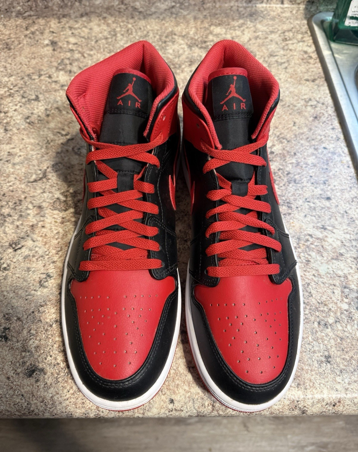Never worn! Jordan 1 Mid Alternate Bred Black/Fire Red/White DQ8426-060. No box