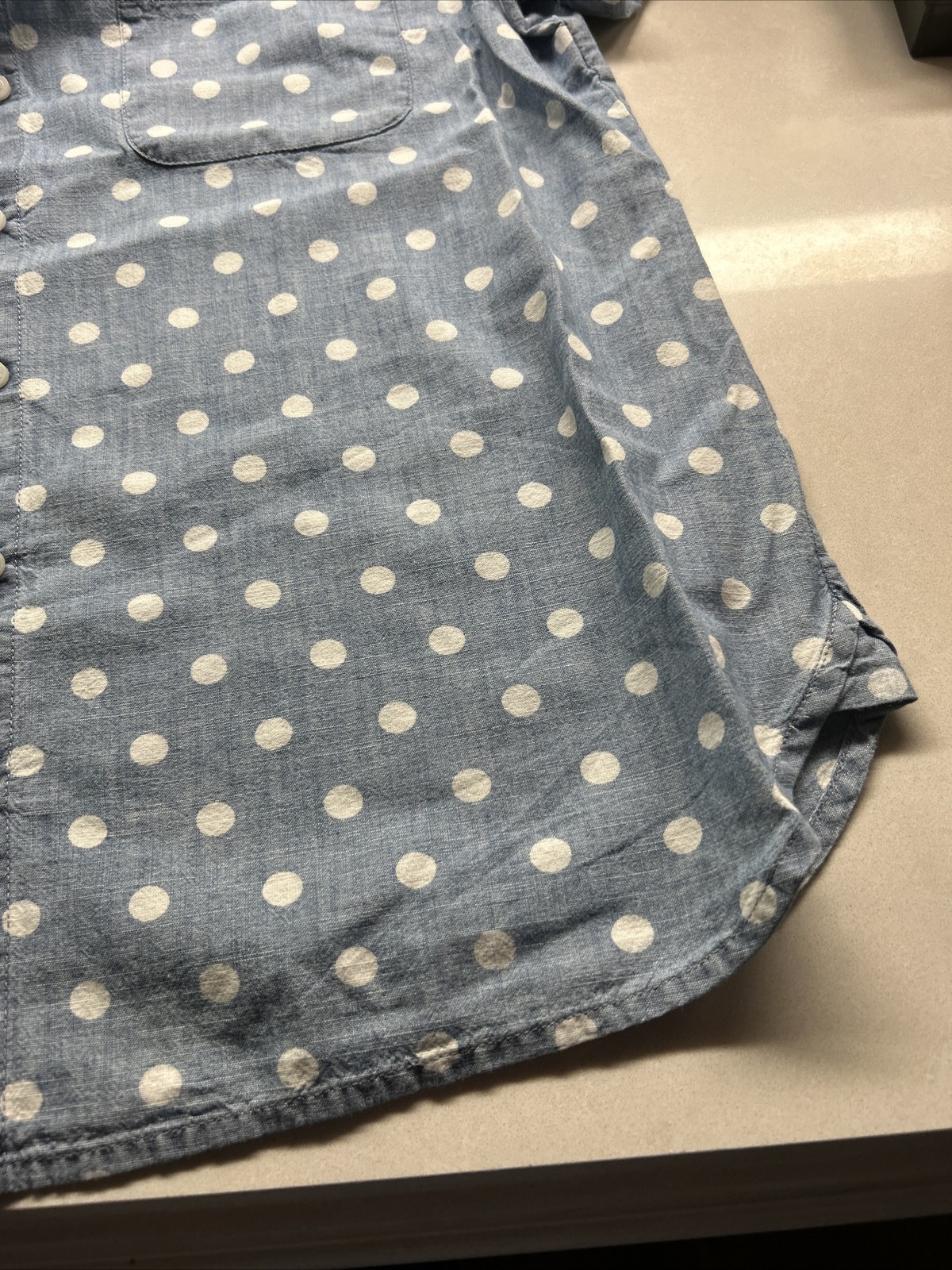 NWT TOMMY HILFIGER Tops Size XL LIGHT BLUE/WHITE Polka Dot BUTTON UP Blouse/POLK