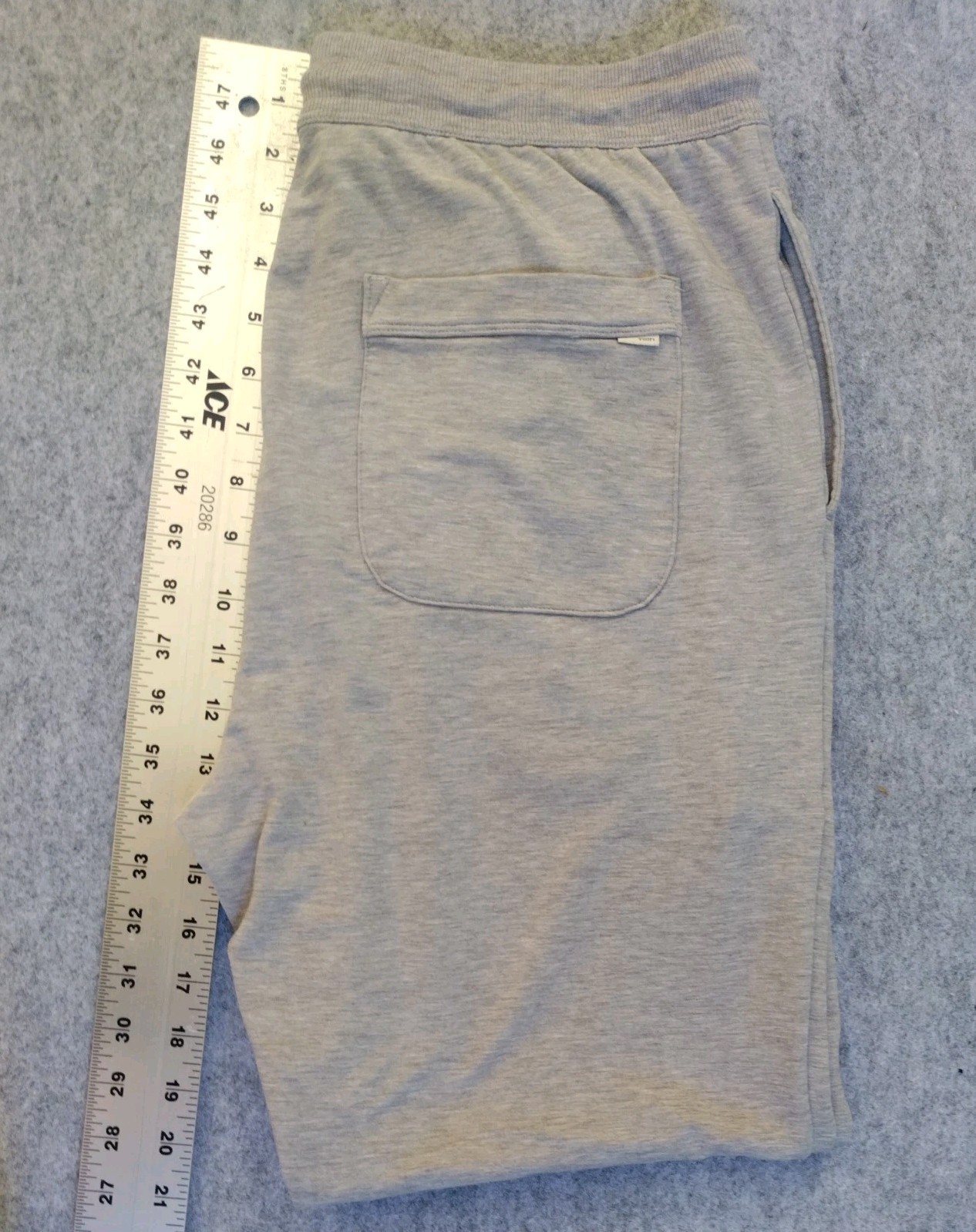 Vuori Performance Jogger L Grey Mens Sweatpants Drawstring Pockets Elastic Cuff