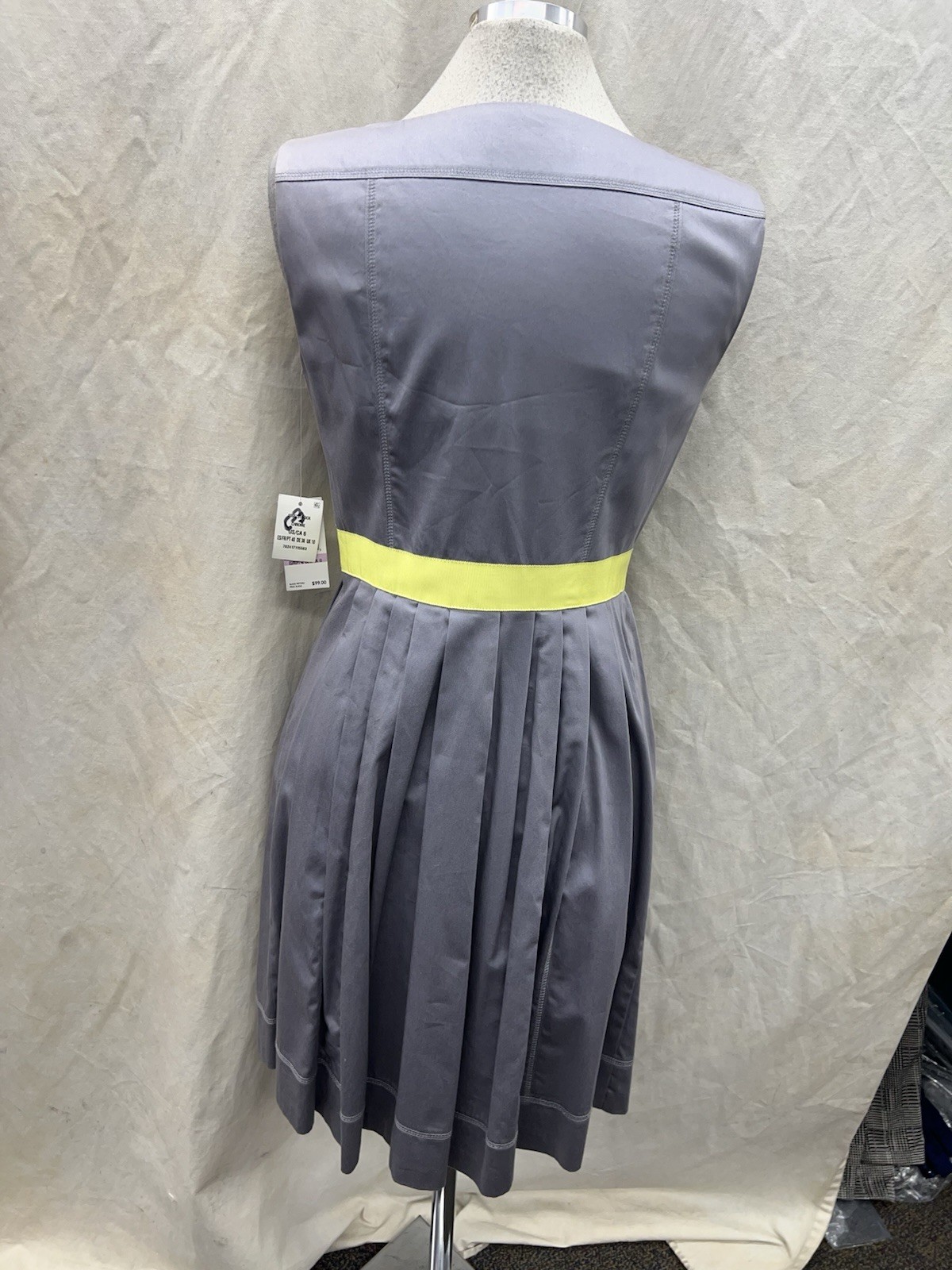 NINE WEST DRESS /NEW WITH TAG/RETAIL$89/SIZE 8/LENGTH 39”/FIT AN FLARE
