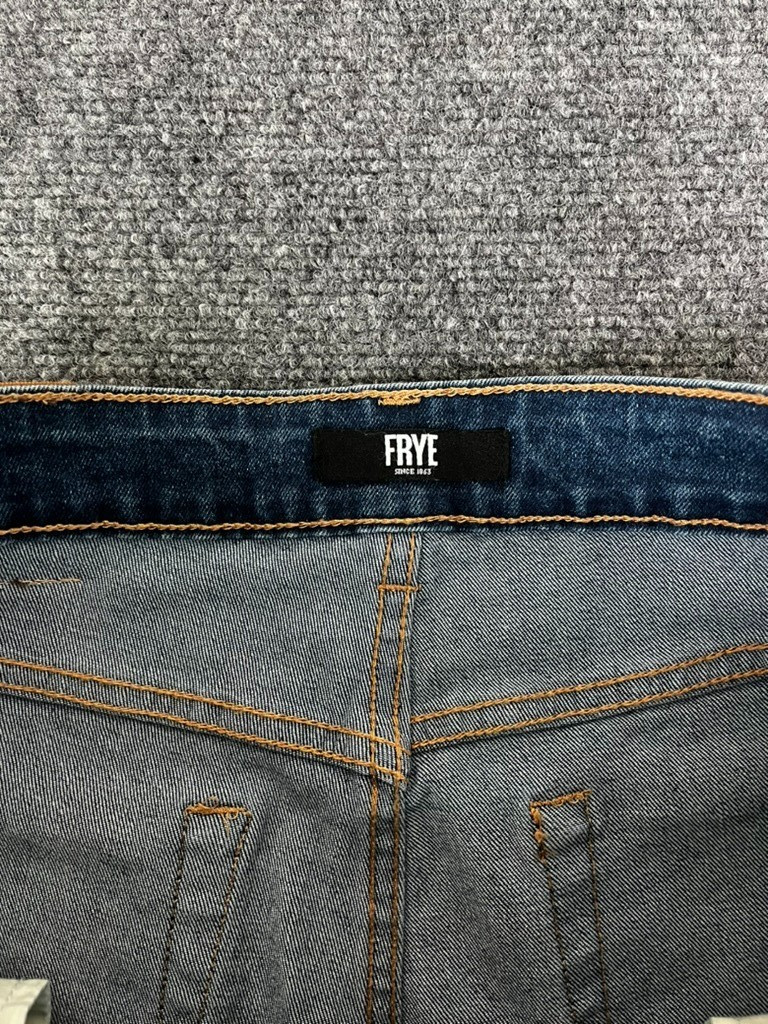 Frye Jeans Women’s Cotton/Polyester/Spandex Straight Leg High Rise Size 8/29