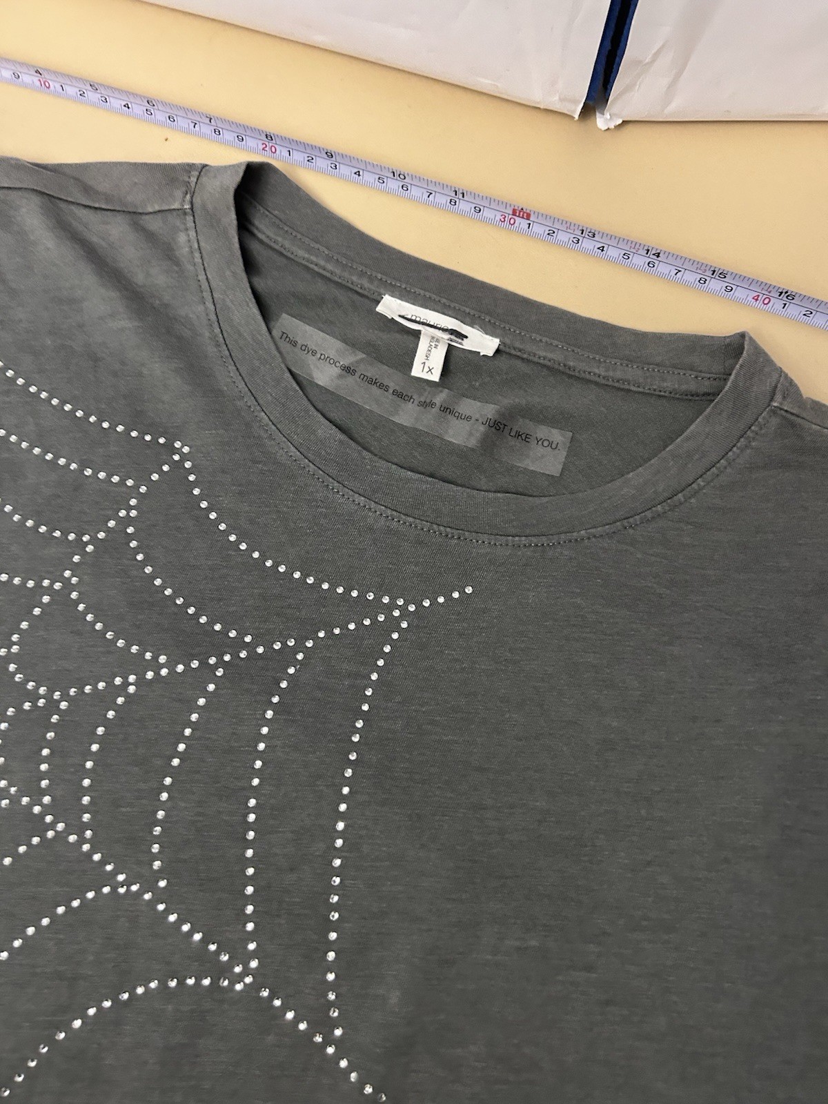 Maurices womens gray 1XL gray spiderweb shiny tshirt
