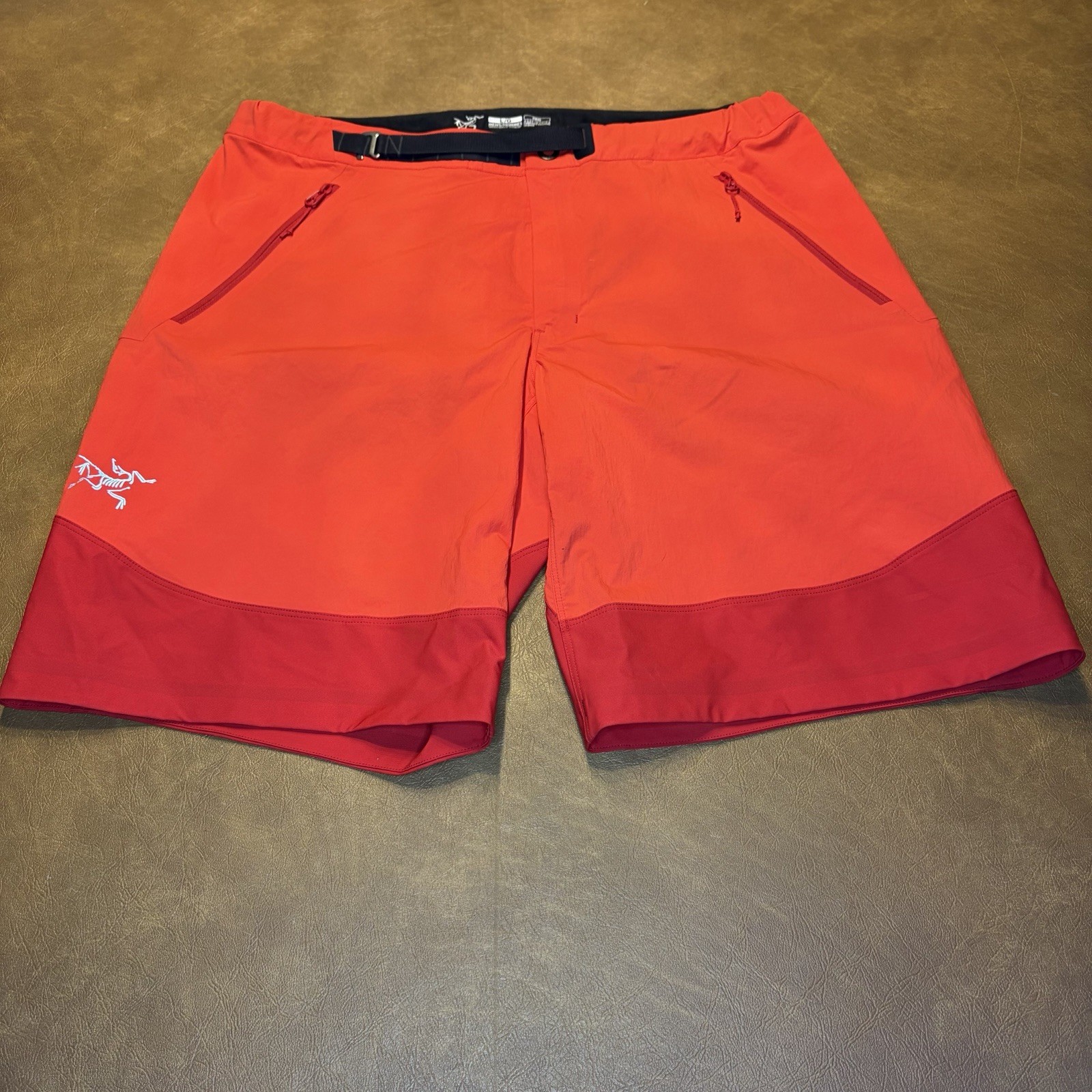 Arc’teryx Gamma SL Hybrid Shorts L Red Gorpcore Hiking Climbing Singapore EUC
