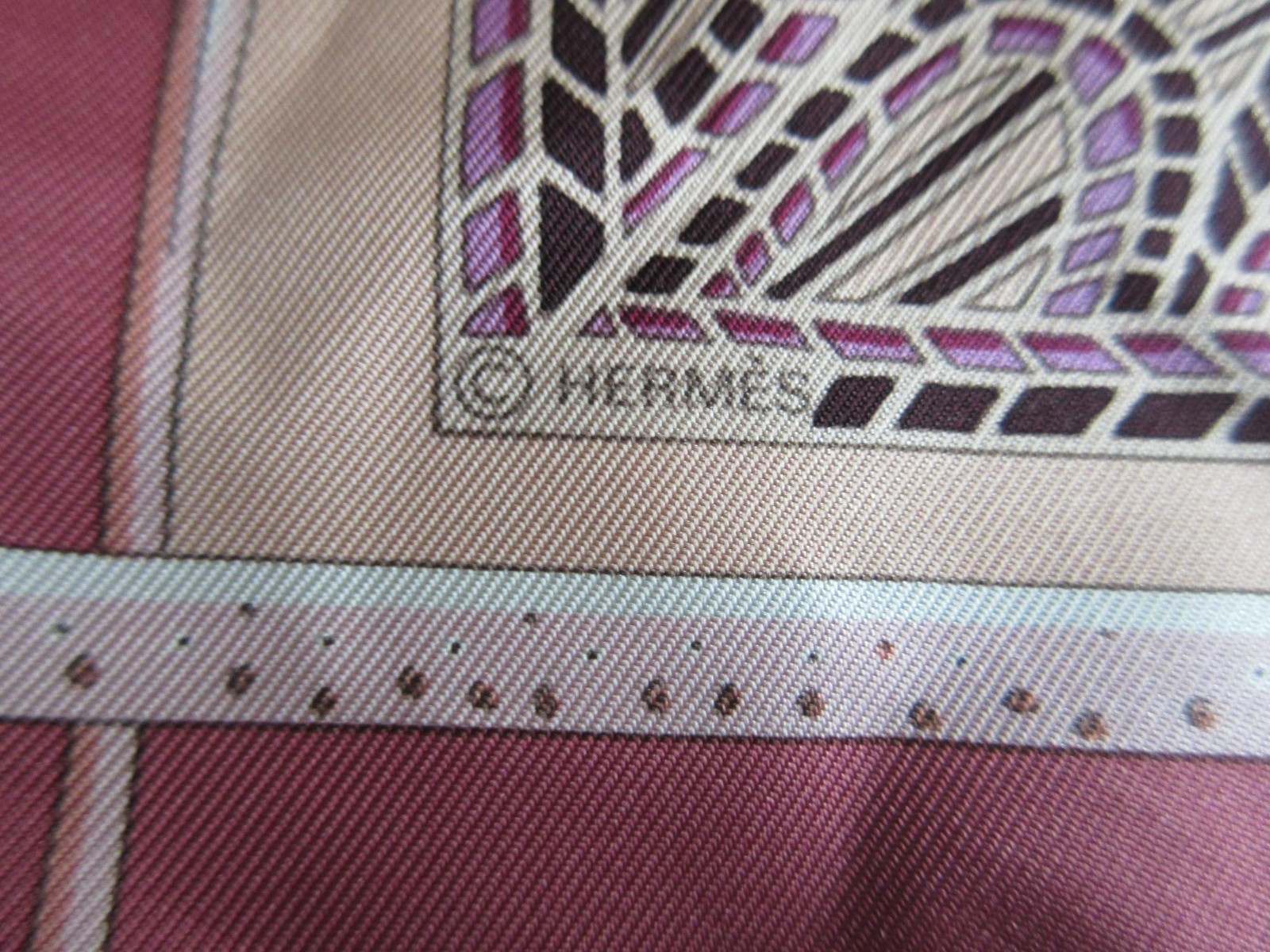 HERMES Libres Comme L’Air swan bird duck silk 90 cm 35 in square scarf