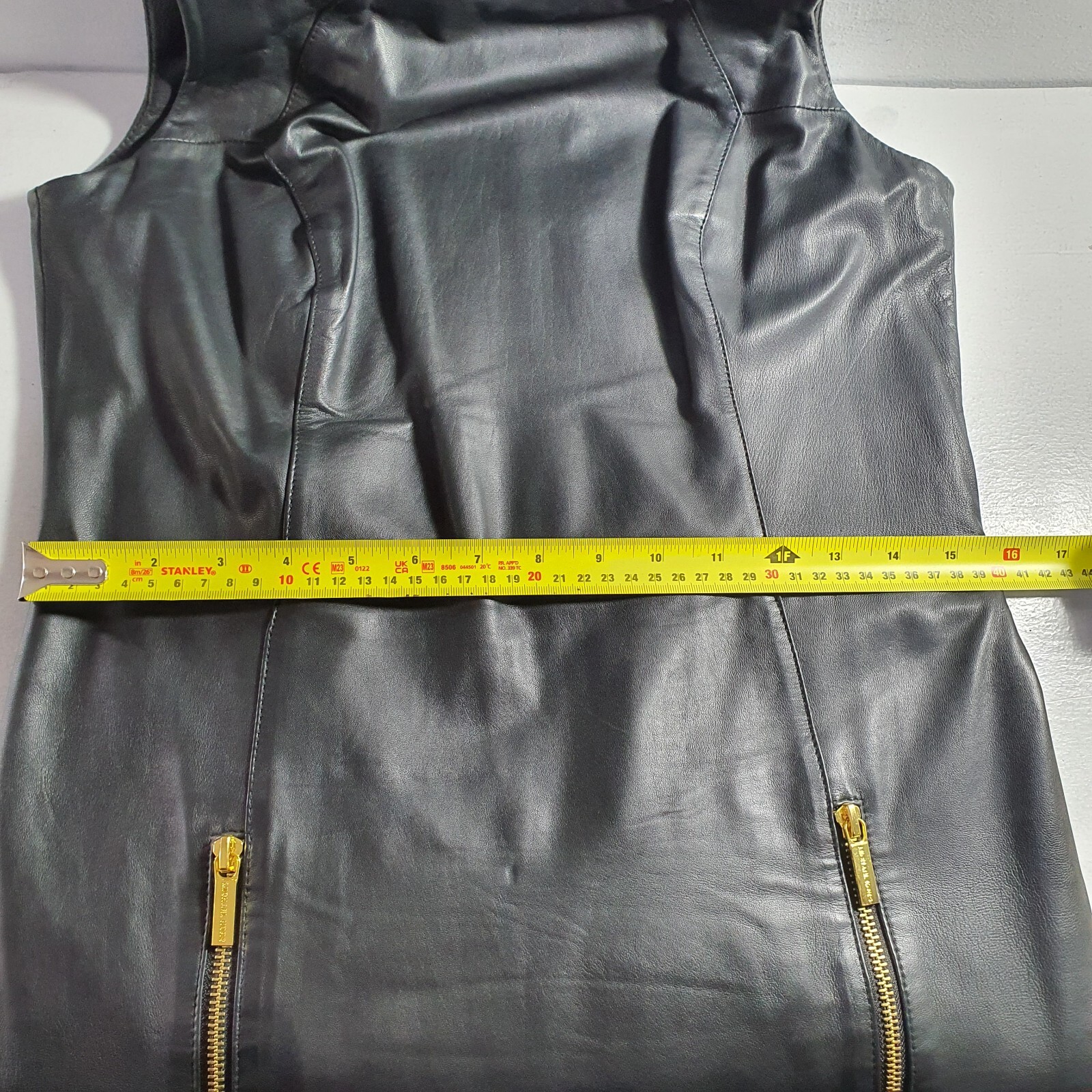 MICHAEL KORS Soft Leather Shift Dress LBD Lined Zip Pockets Size UK 8 Black