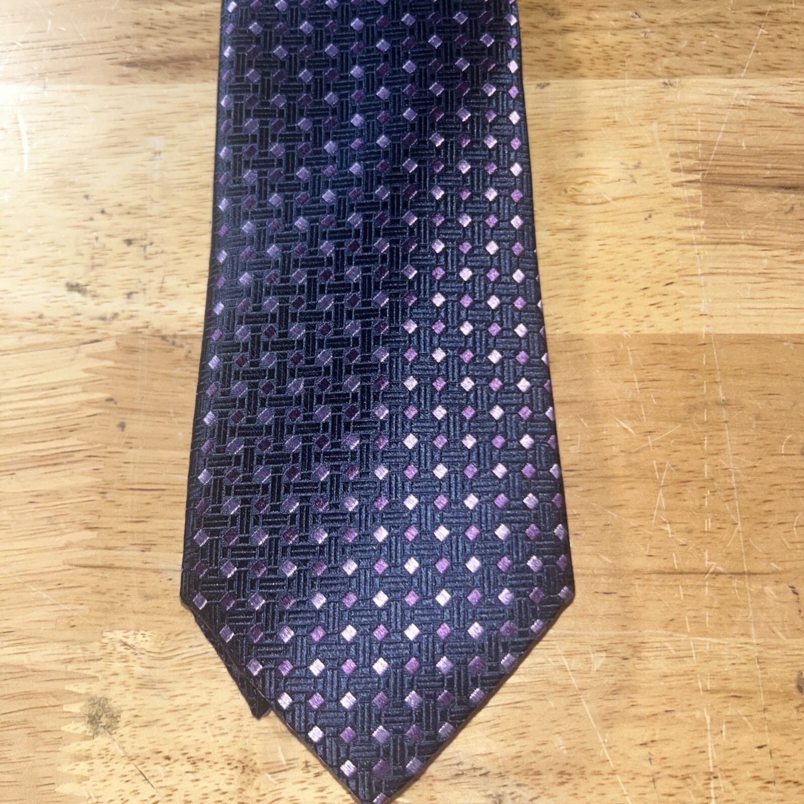 Tommy Hilfiger Men’s Polyester/Silk Tie Jacob Geo-Pattern Navy/Purple NEW!