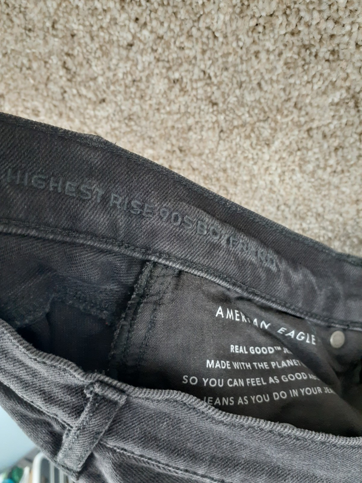 American Eagle Highest Rise 90’s Boyfriend Distressed Jeans Womens 8 Reg Black