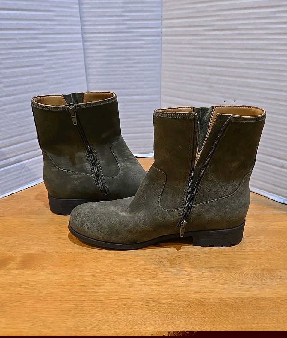 Vionic Jill Olive Suede Moto Boot Wide Width Ladies 10W NWT City Preppy
