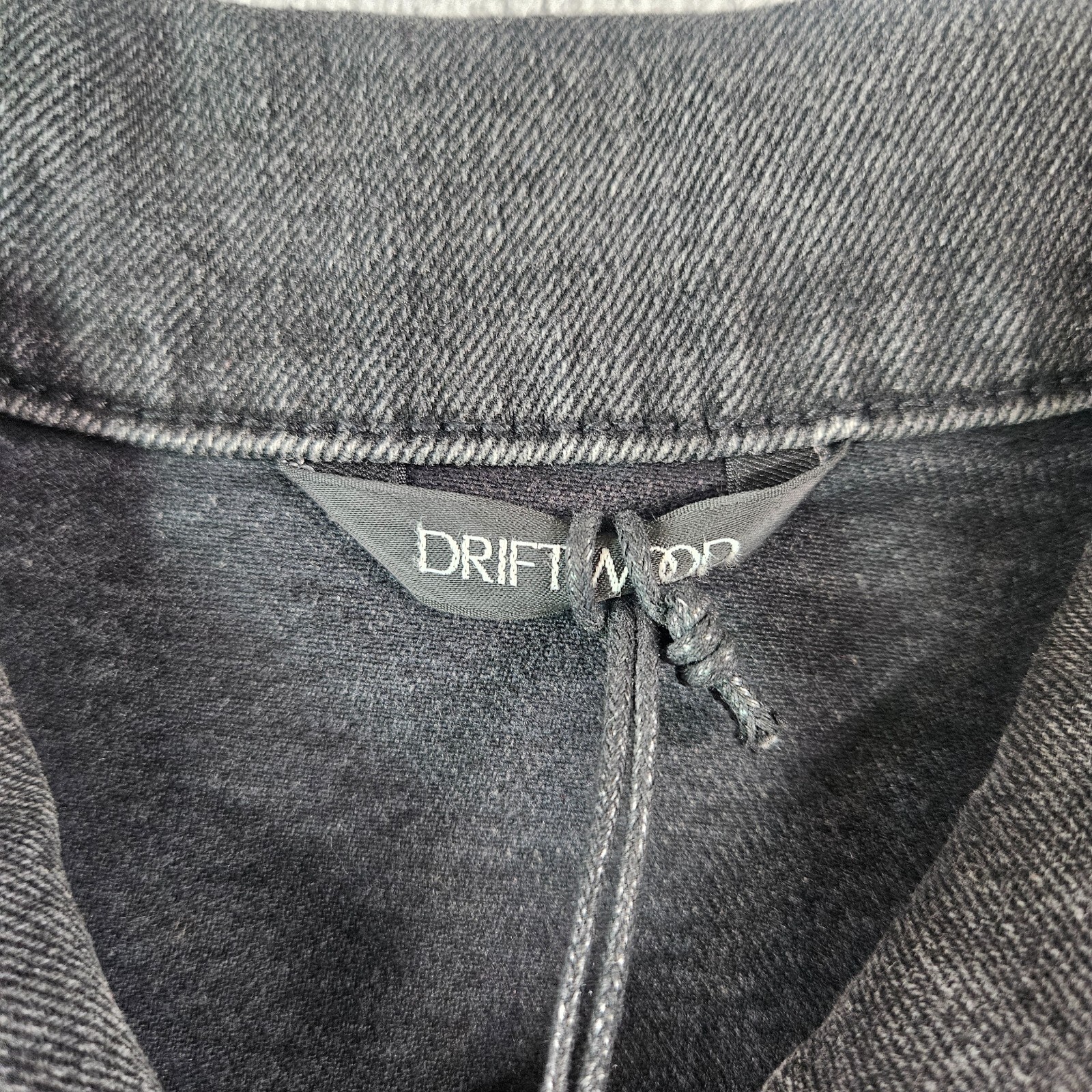 $178 NWT Driftwood Denim Jacket Women XS Studded Gold Star Embroidered Black