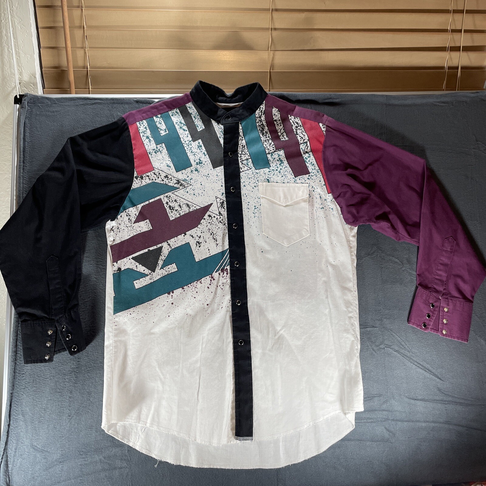 VTG Vintage Wrangler Western Mens Southwest Aztec Snap Long Sleeve Shirt