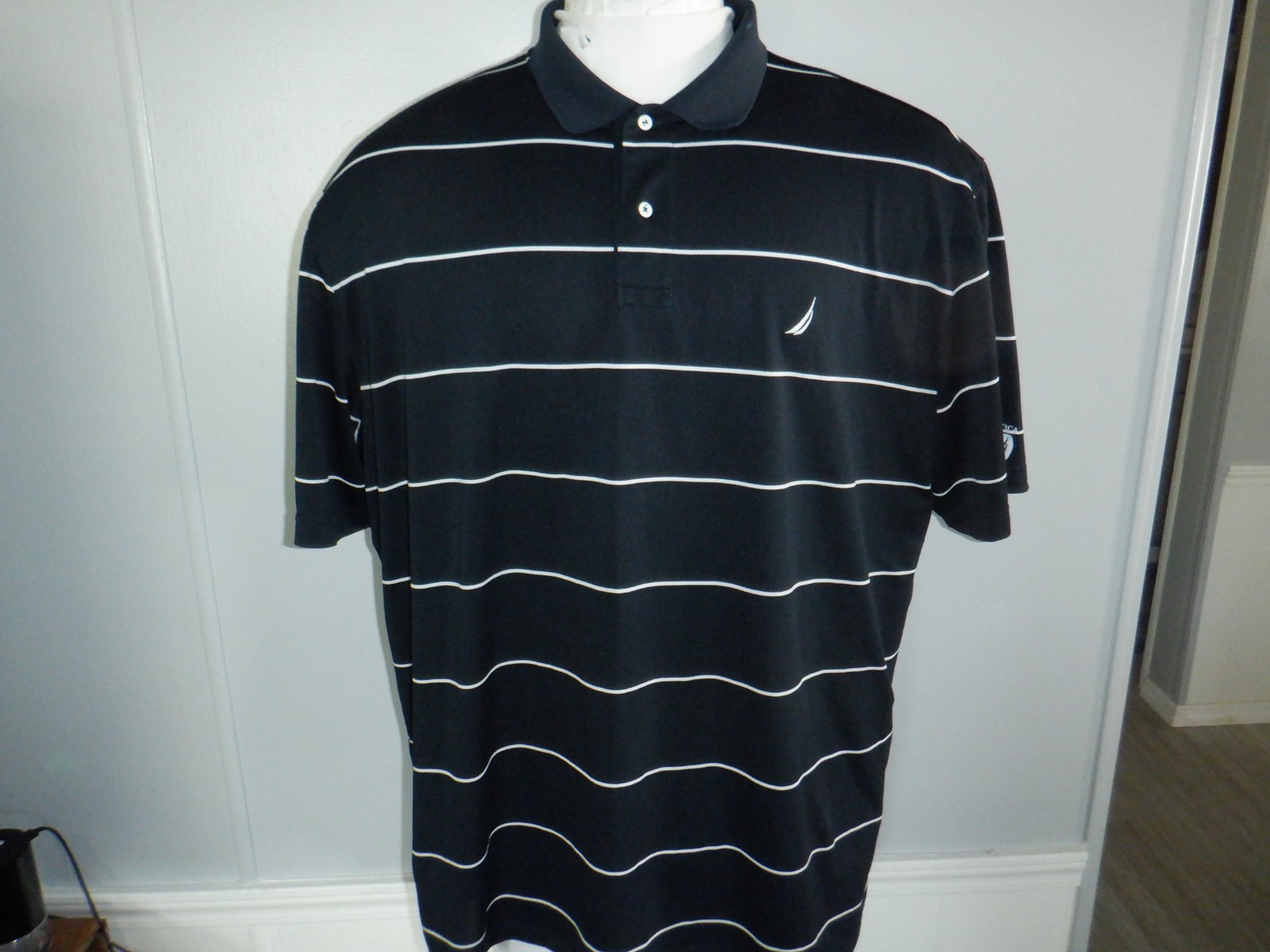 Men’s Nautica sz 2XL XXL Navy Blue Striped 100% Polyester SS Polo Shirt
