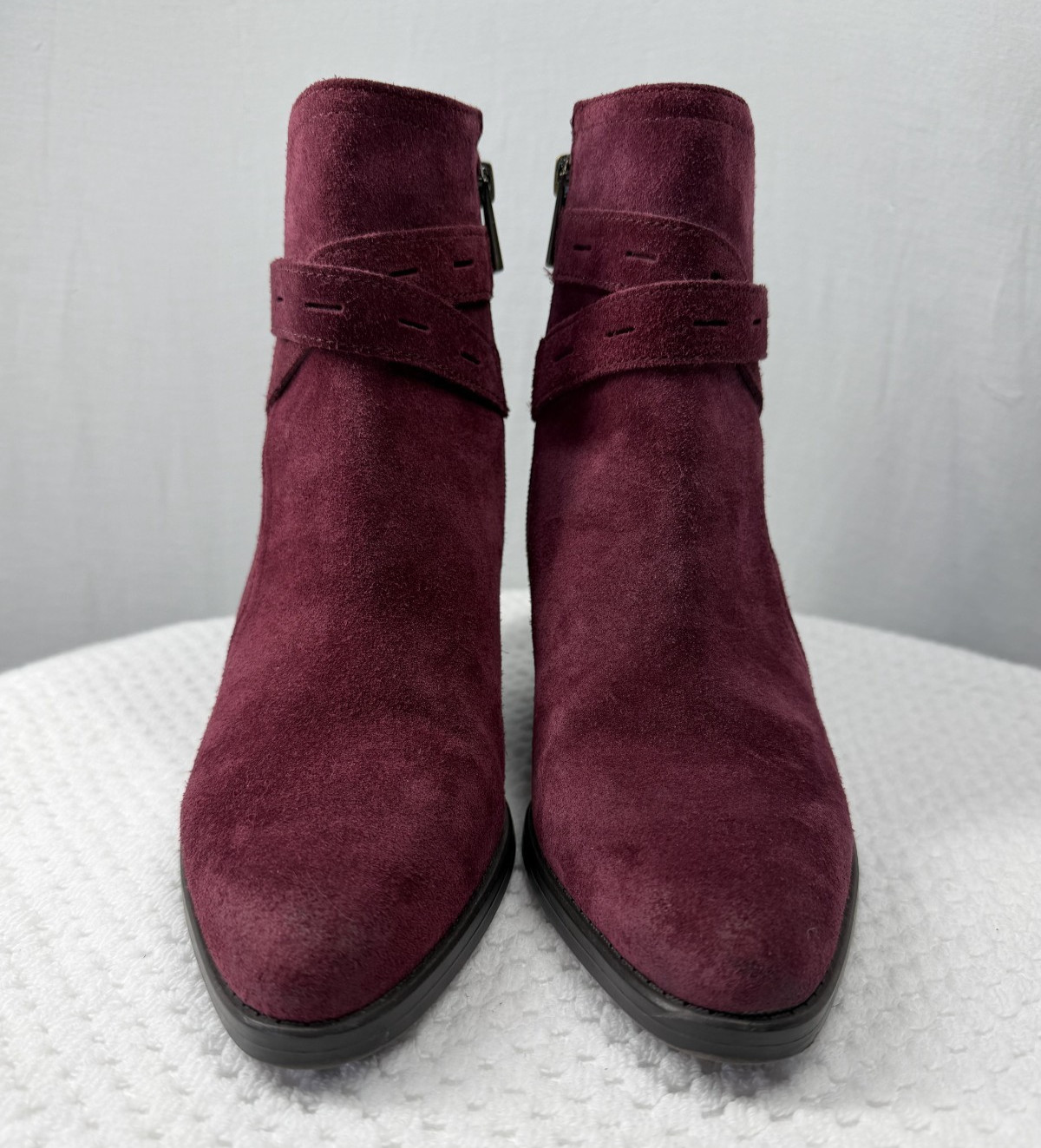 Naturalizer: Fenya wine suede ankle boot chunky heel women’s size 8