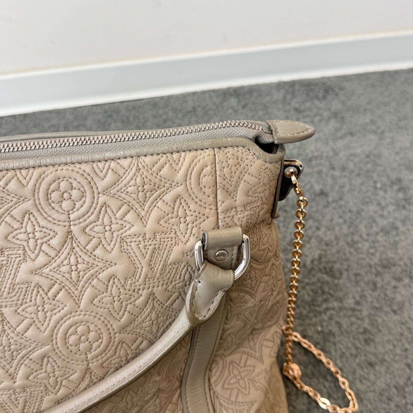 Louis Vuitton Pre-Owned Authentic Luxury Handbag 34x13x30cm