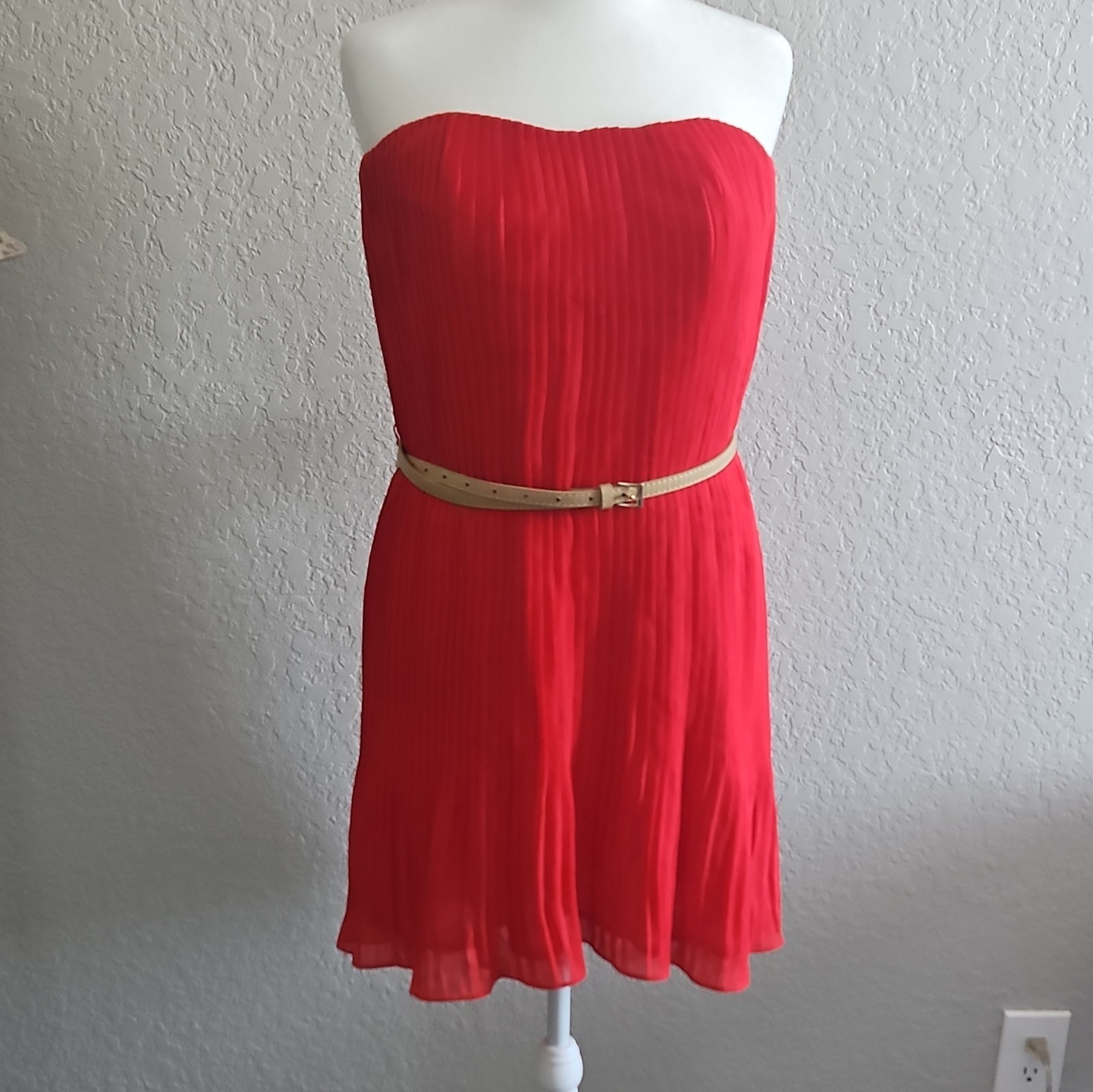 Red Tulip Women’s Strapless Pleated Chiffon Fit & Flare Zip Lined Dress L