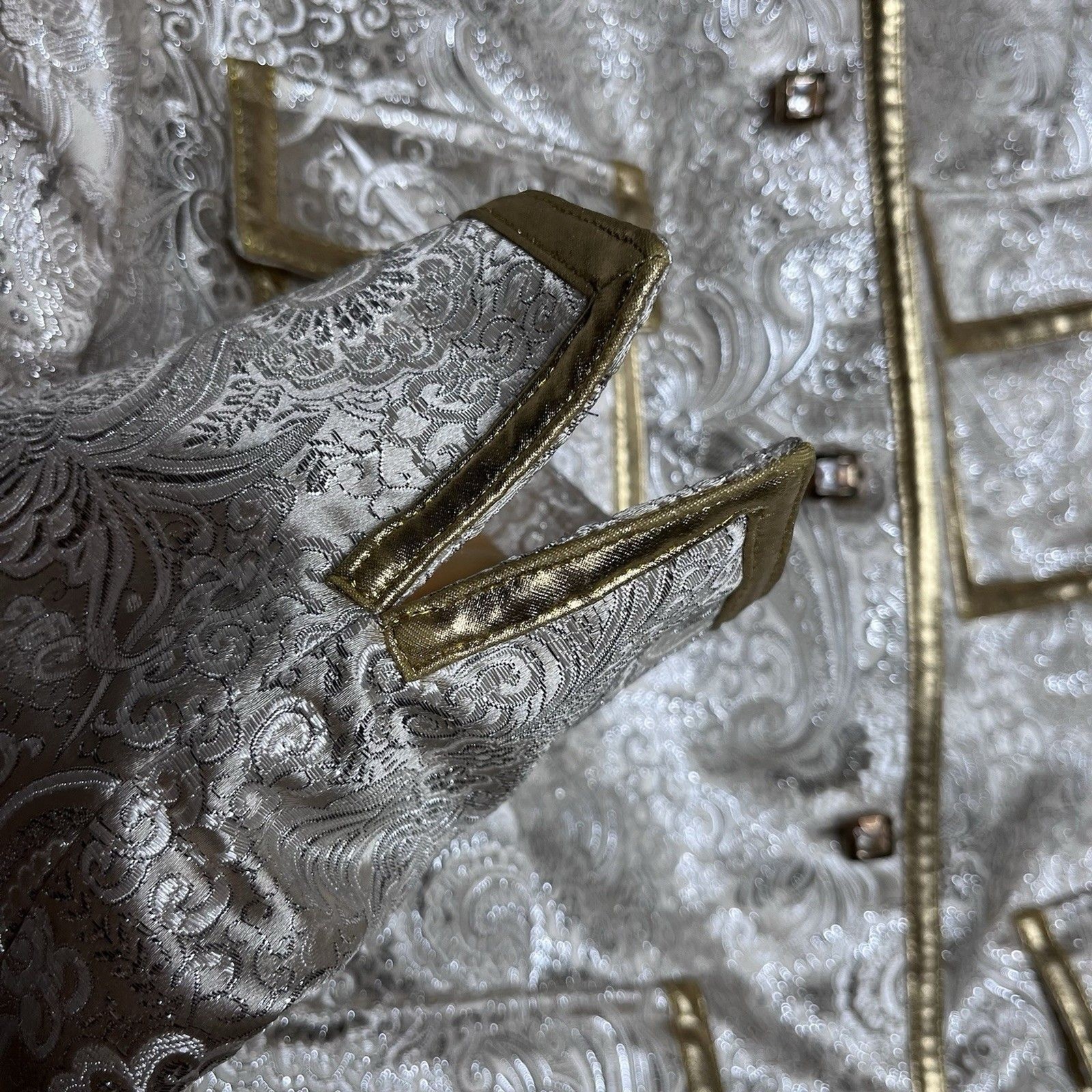 Cache Gold Silver Metallic Paisley Lined Rhinestone Button Jacket Women’s Size 6