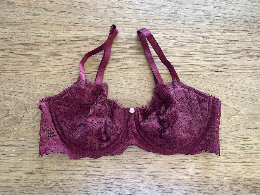 Victoria’s Secret Sangria 36D Dream Angels Wicked Unlined Lace Balconette Bra