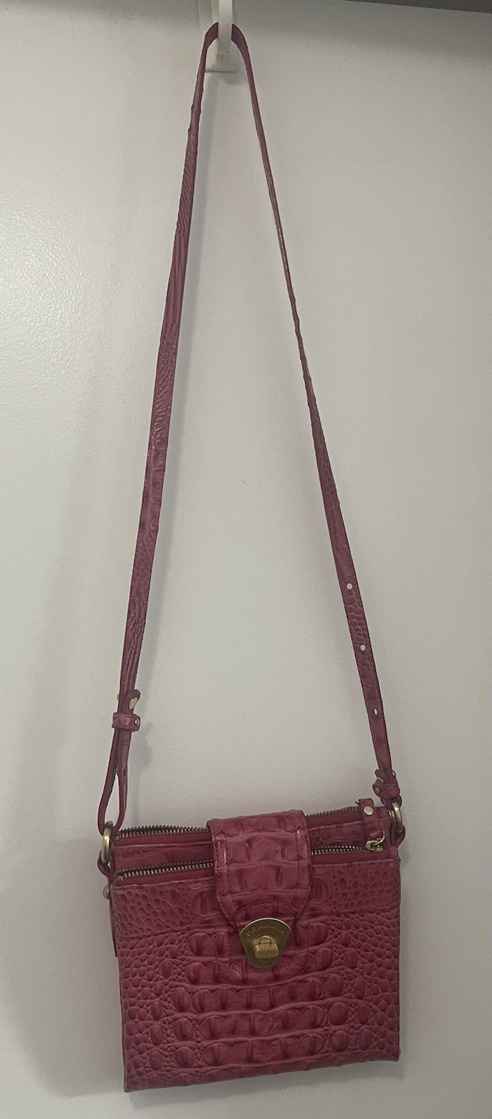 Gorgeous Brahmin Melbourne Mojito Croc Embossed Crossbody Pink Bag Multi Slots
