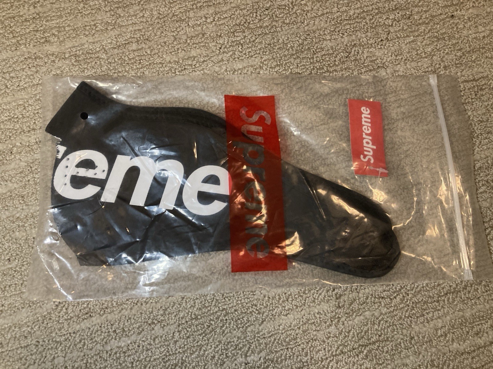 Supreme Face Mask Covering 2014 Mask Black White Logo Windstopper