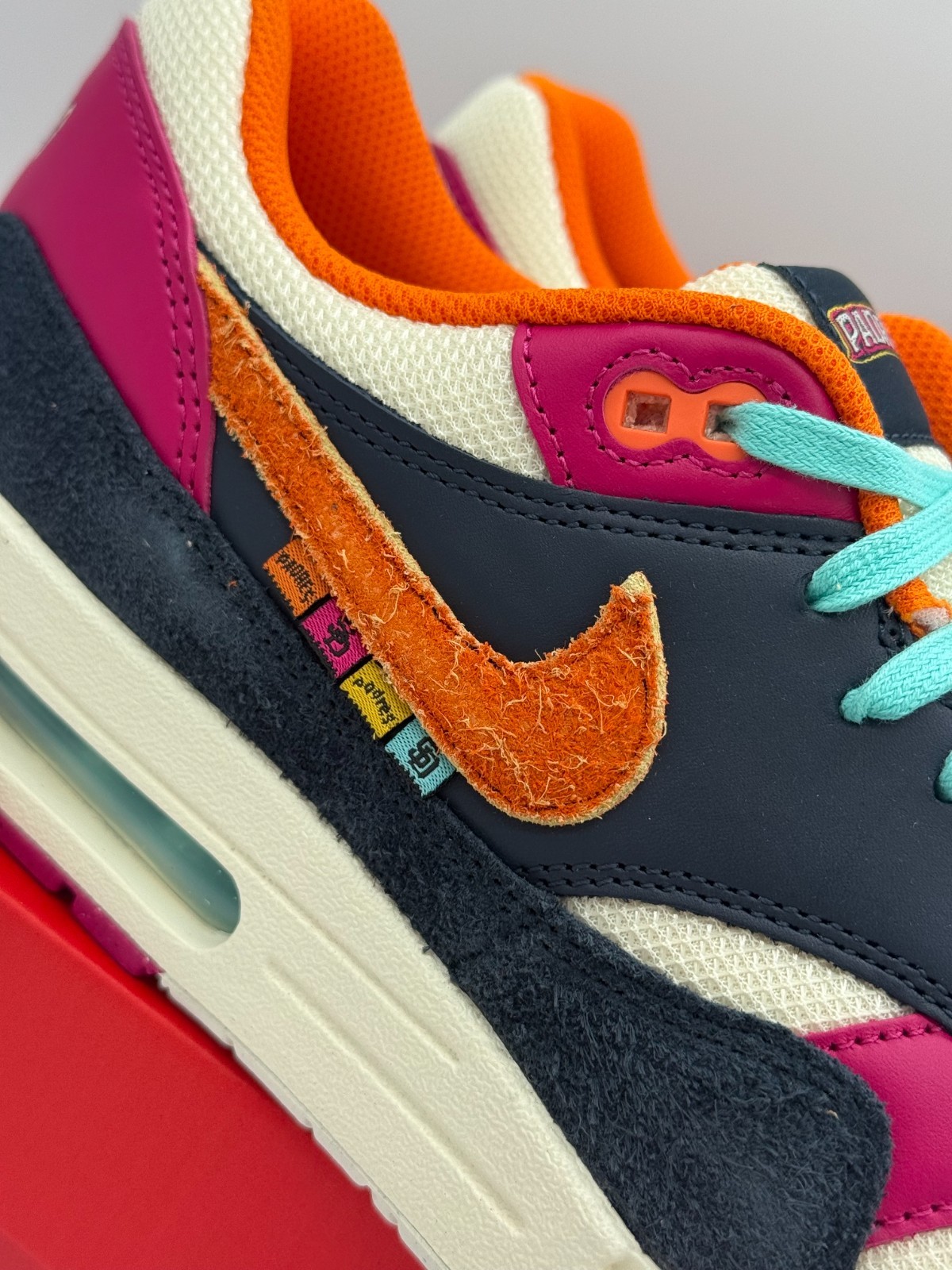 Nike Air Max 1 San Diego Padres City Connect MLB IQ2847-400 Size 11, 11.5, 12,13