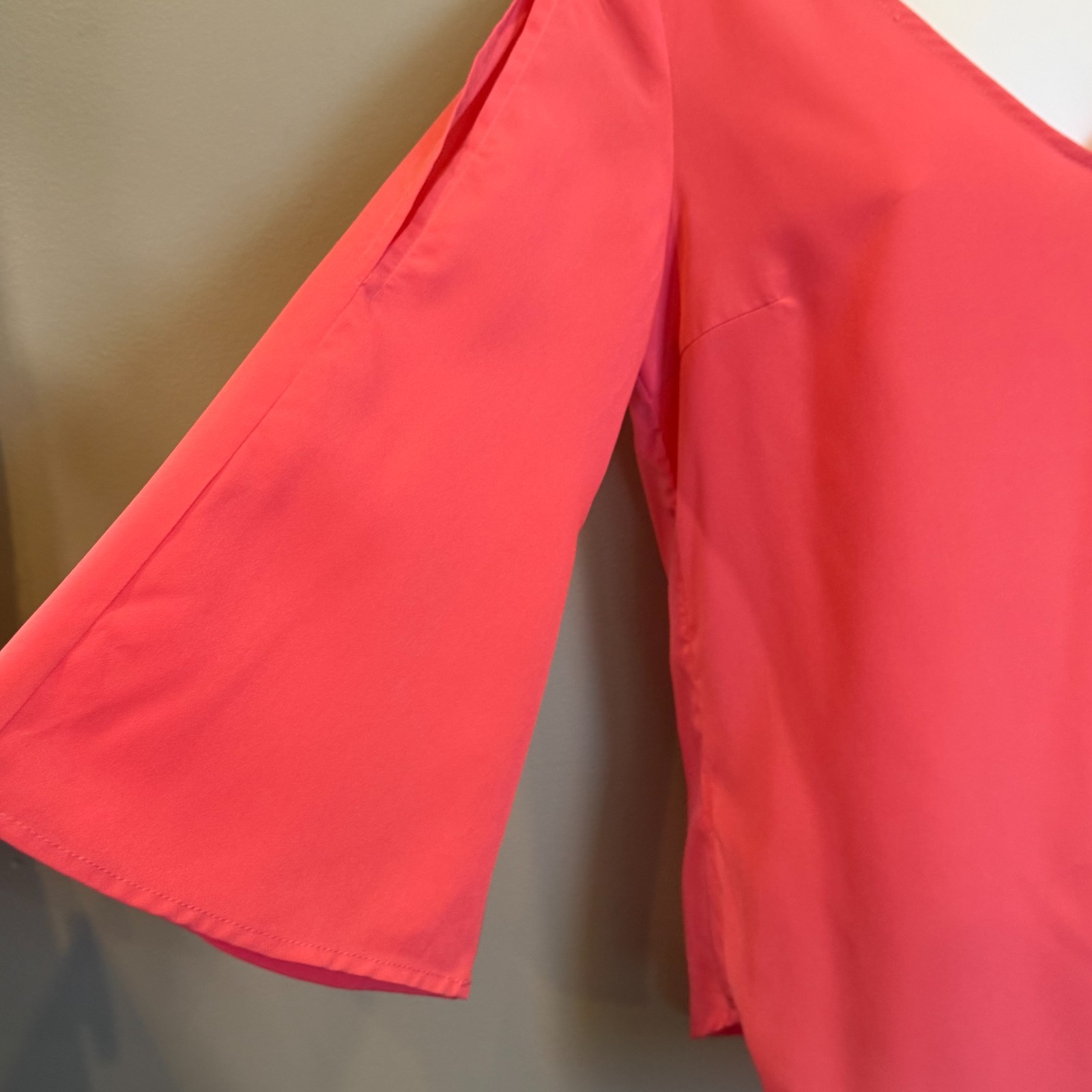 Crosby Women’s Small Coral Pink V-Neck Split Sleeve Blouse 3/4 Sleeve