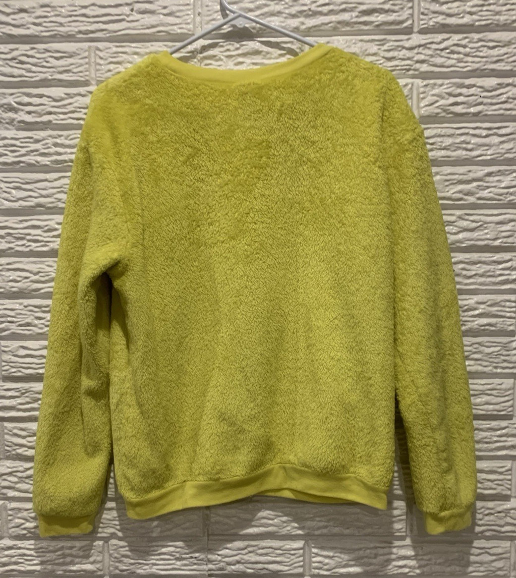 Despicable Me Minions Fuzzy Fleece Pullover Bright Yellow Junior’s Large (11-13)