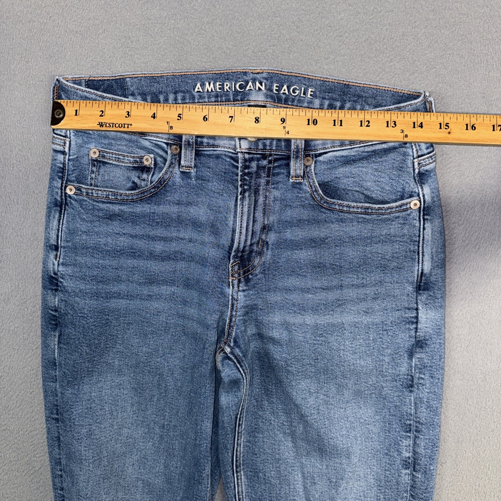 American Eagle Jeans Womens 4 Blue 90’s Straight Distressed Denim Cotton Blend