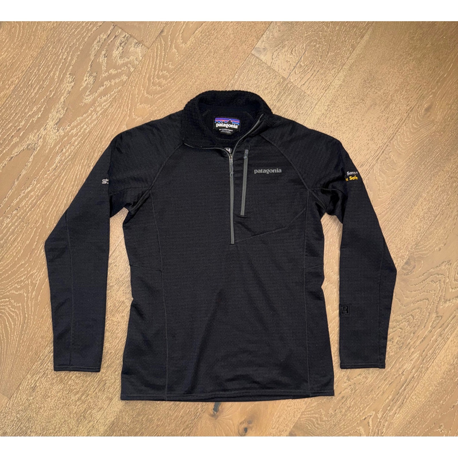 Patagonia R1 Daily Quarter-Zip Pullover Black Fleece Jacket Womens Medium M
