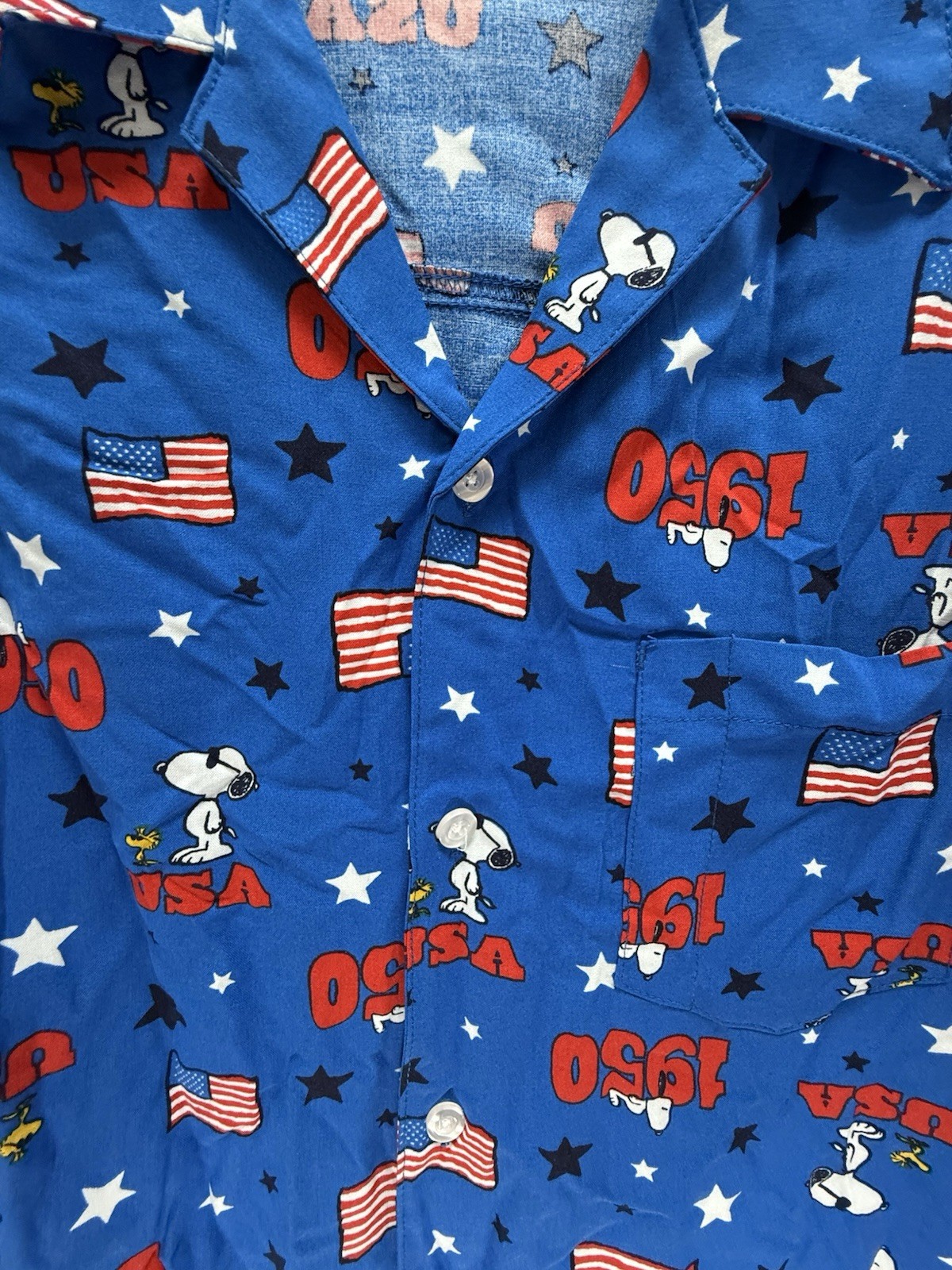 Peanuts Snoopy and Woodstock Patriotic Short Sleeve Men’s button down- New!!