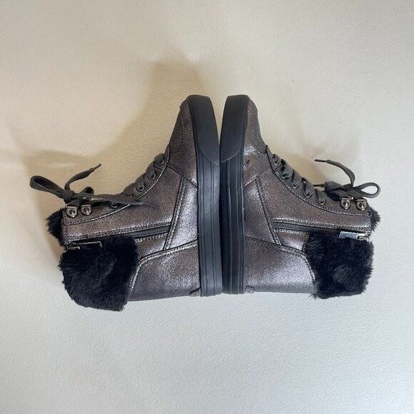 Guess Dustyn Faux Fur Hidden Wedge Sneaker Ankle Boots Size 6.5