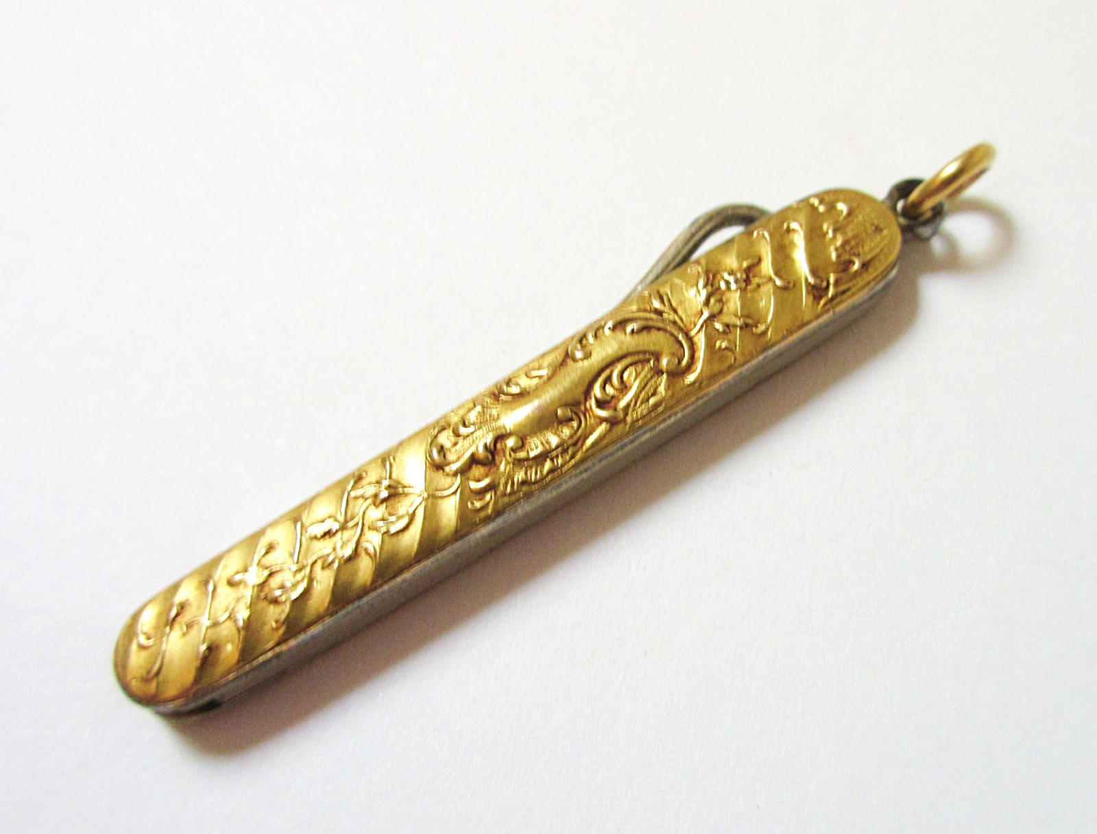Antique Glove Button Hook 10k Gold Ribbed Design with Scrolls